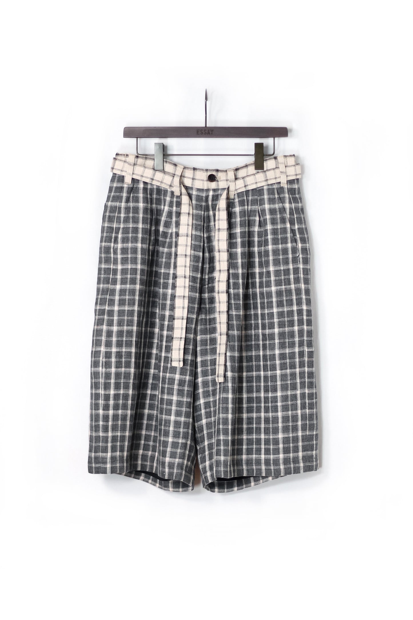 ESSAY 3TUCKED CROP SHORTS - GREY CHECK
