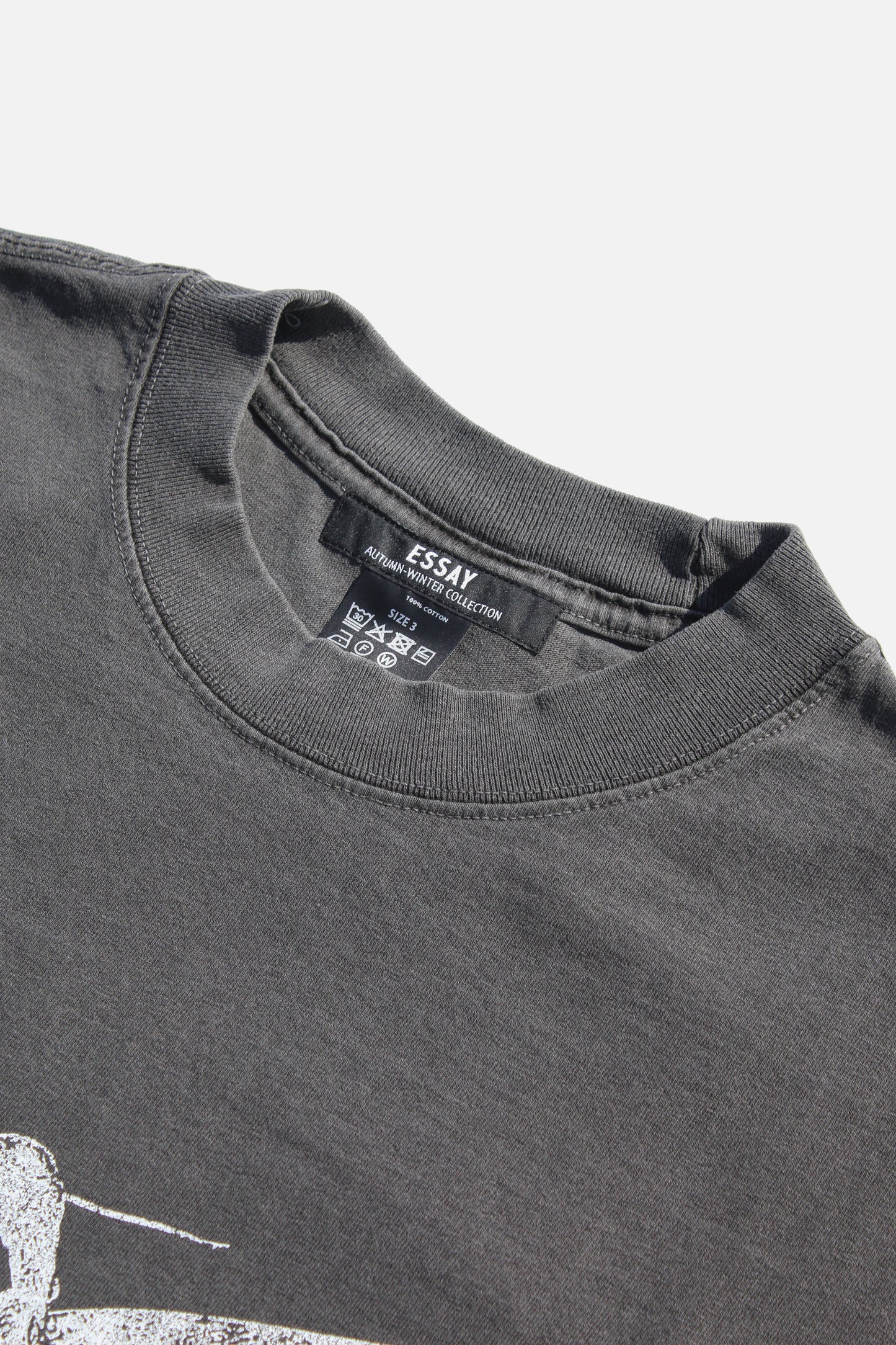 ESSAY PIGMENT DROPSHOULDER T-SHIRT - MOTH
