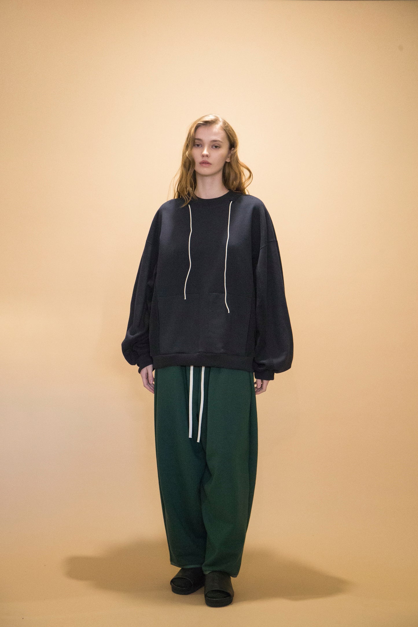 MY BEAUTIFUL LANDLET 30/7 TIGHT TENSION FLEECE FABRIC CREWNECK SWEAT