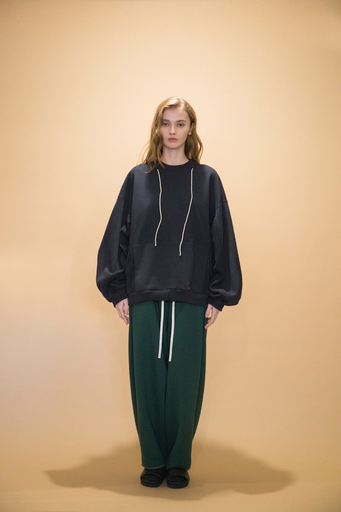 MY BEAUTIFUL LANDLET 30/7 TIGHT TENSION FLEECE FABRIC CREWNECK SWEAT