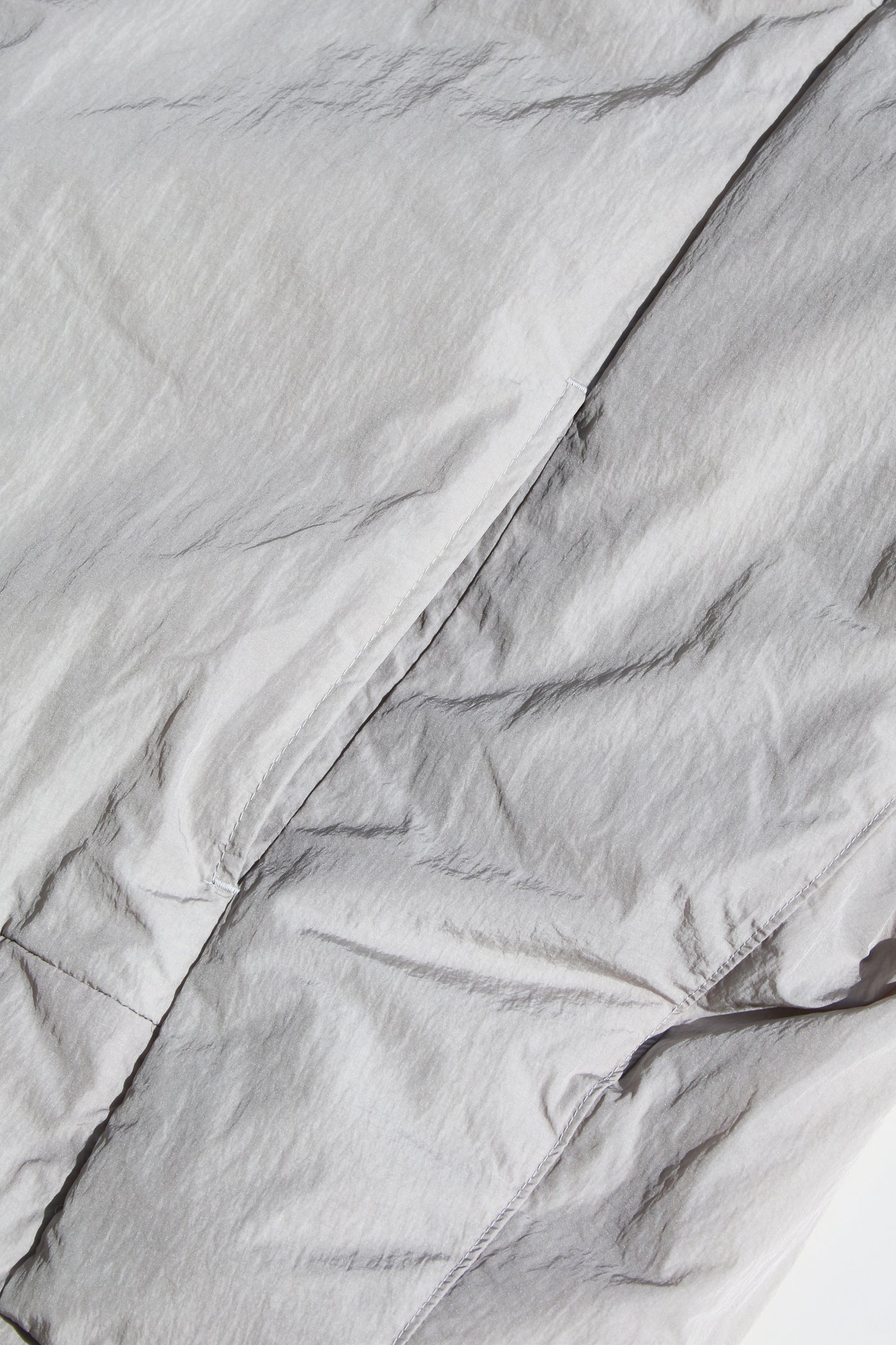 VOAAOV KAWADA DOWN × BRIGHT JET TAFFETA JACKET - LIGHT GRAY