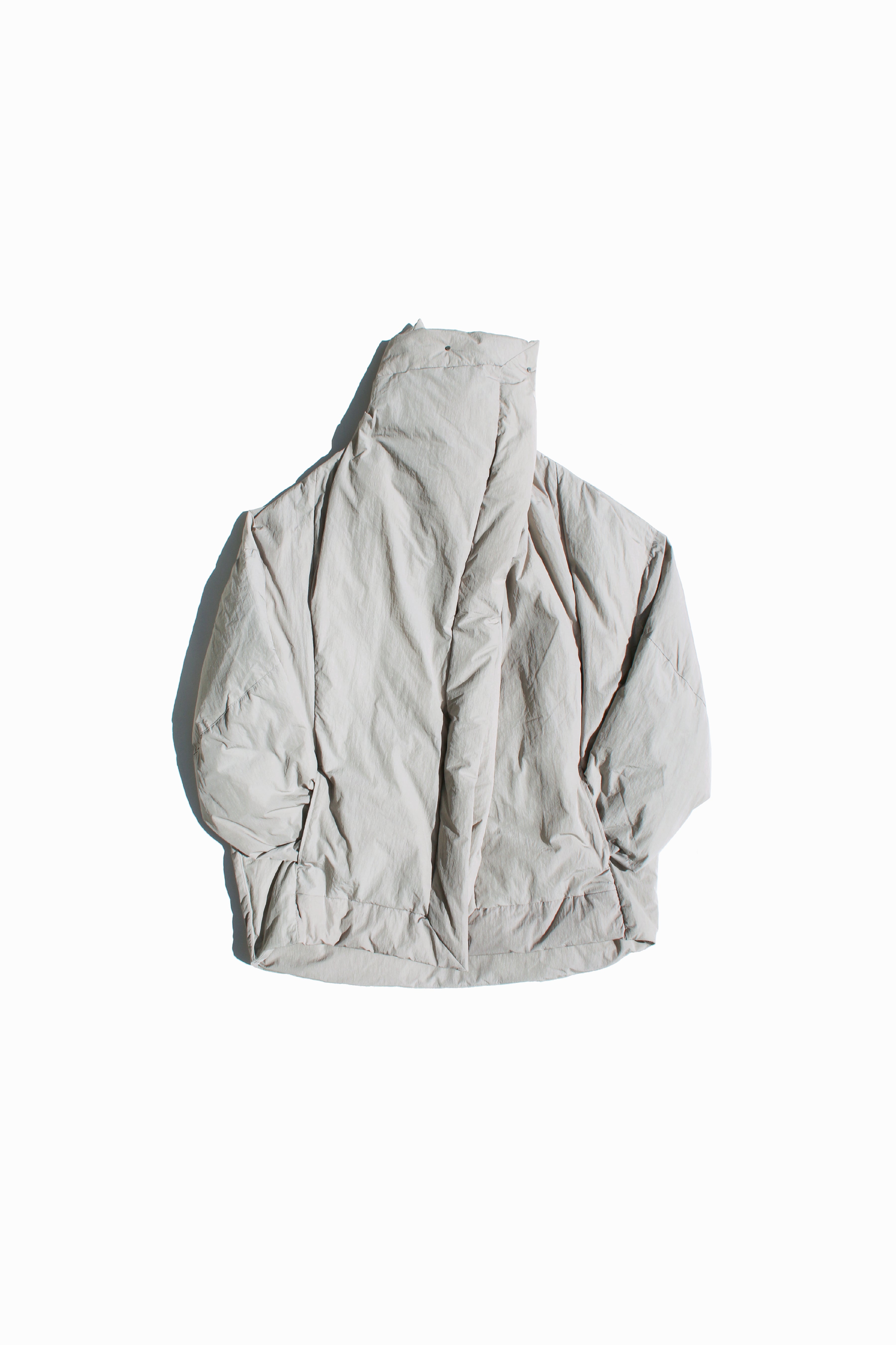 VOAAOV KAWADA DOWN × BRIGHT JET TAFFETA JACKET - LIGHT GRAY – TOYASIDO