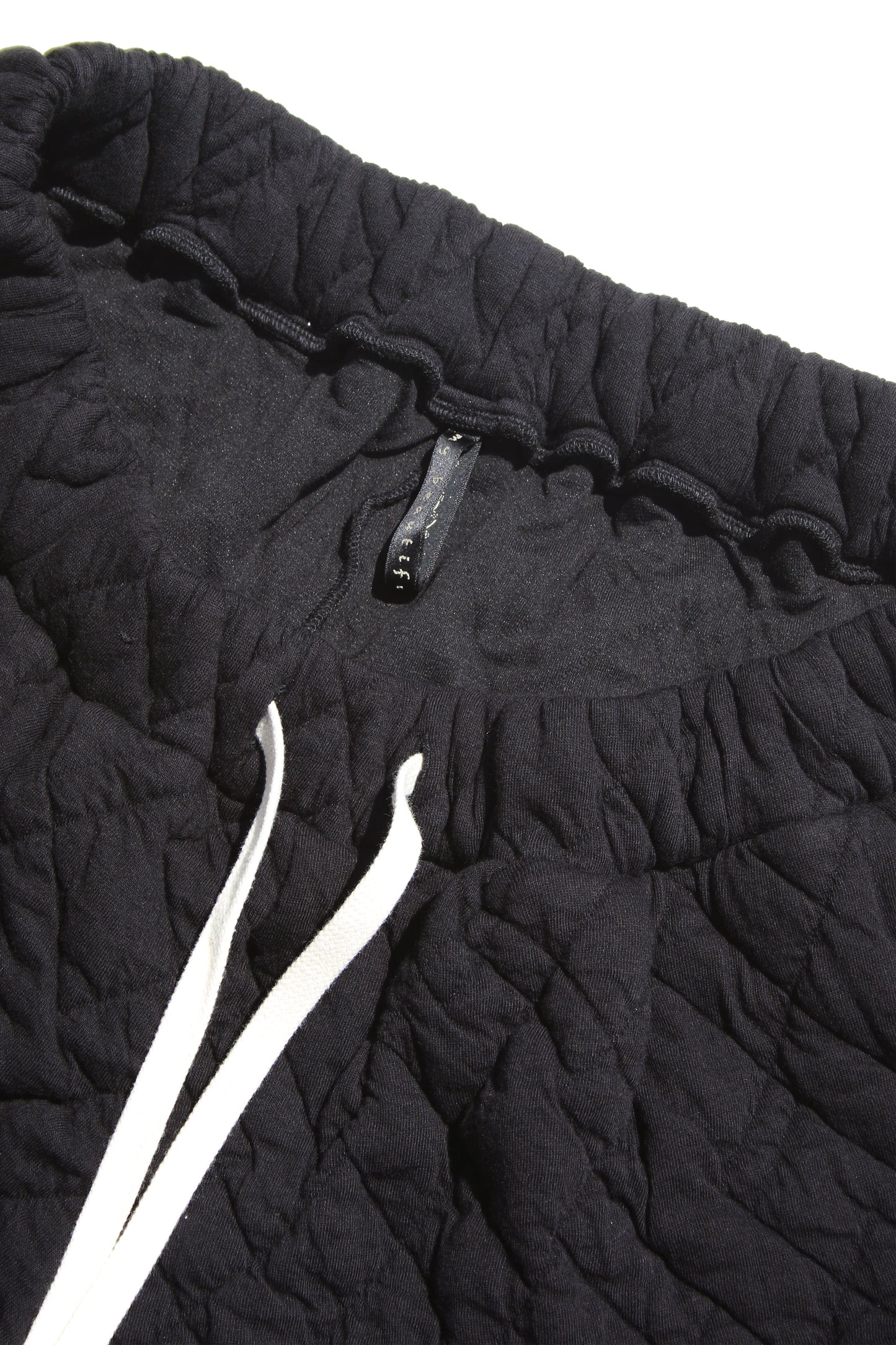 MY BEAUTIFUL LANDLET QUILTED JACQUARD EASY WIDE PANTS - BLACK