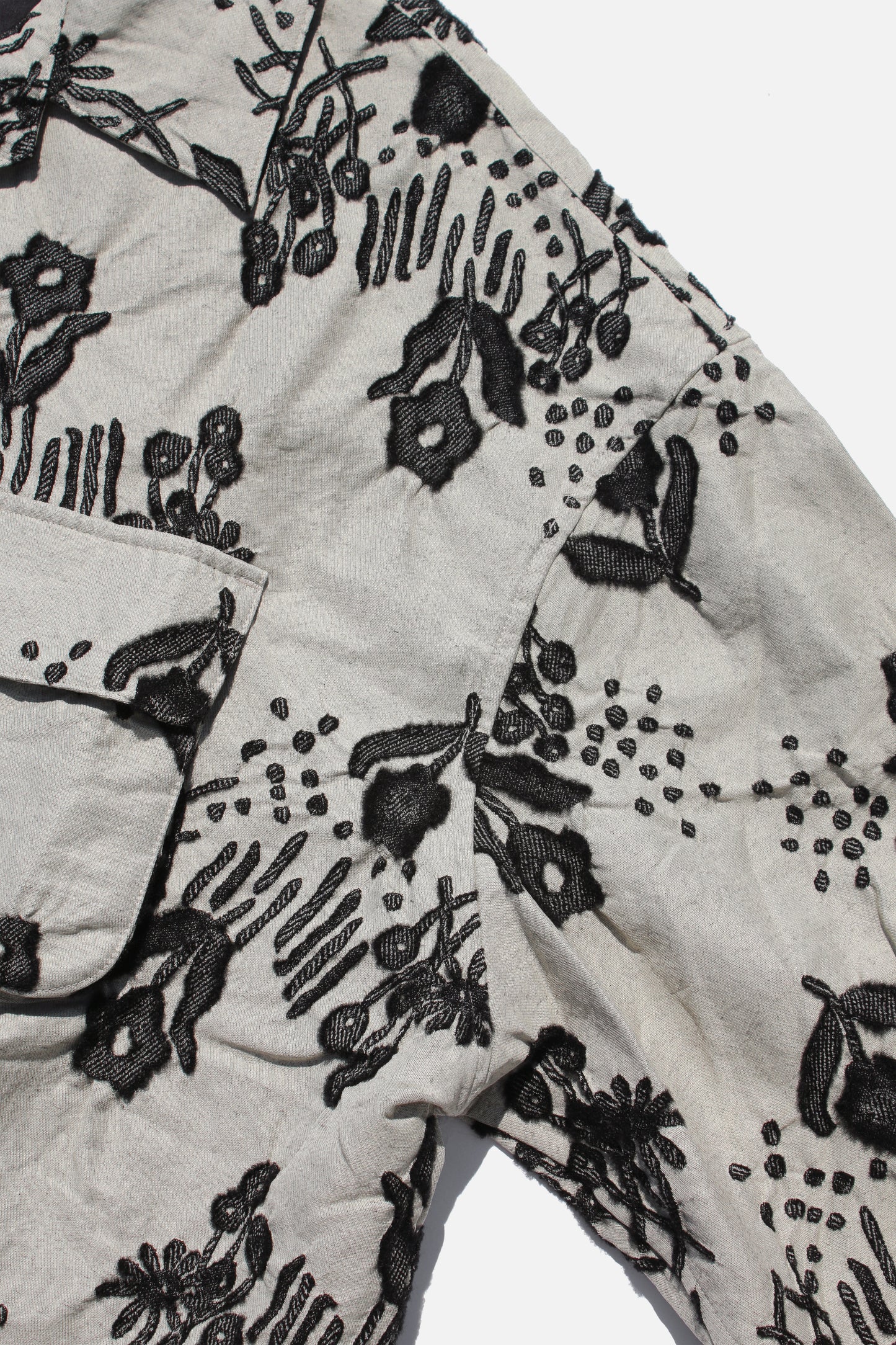 MY BEAUTIFUL LANDLET ORIGINAL FLOWER JACQUARD SHIRT - BEIGE