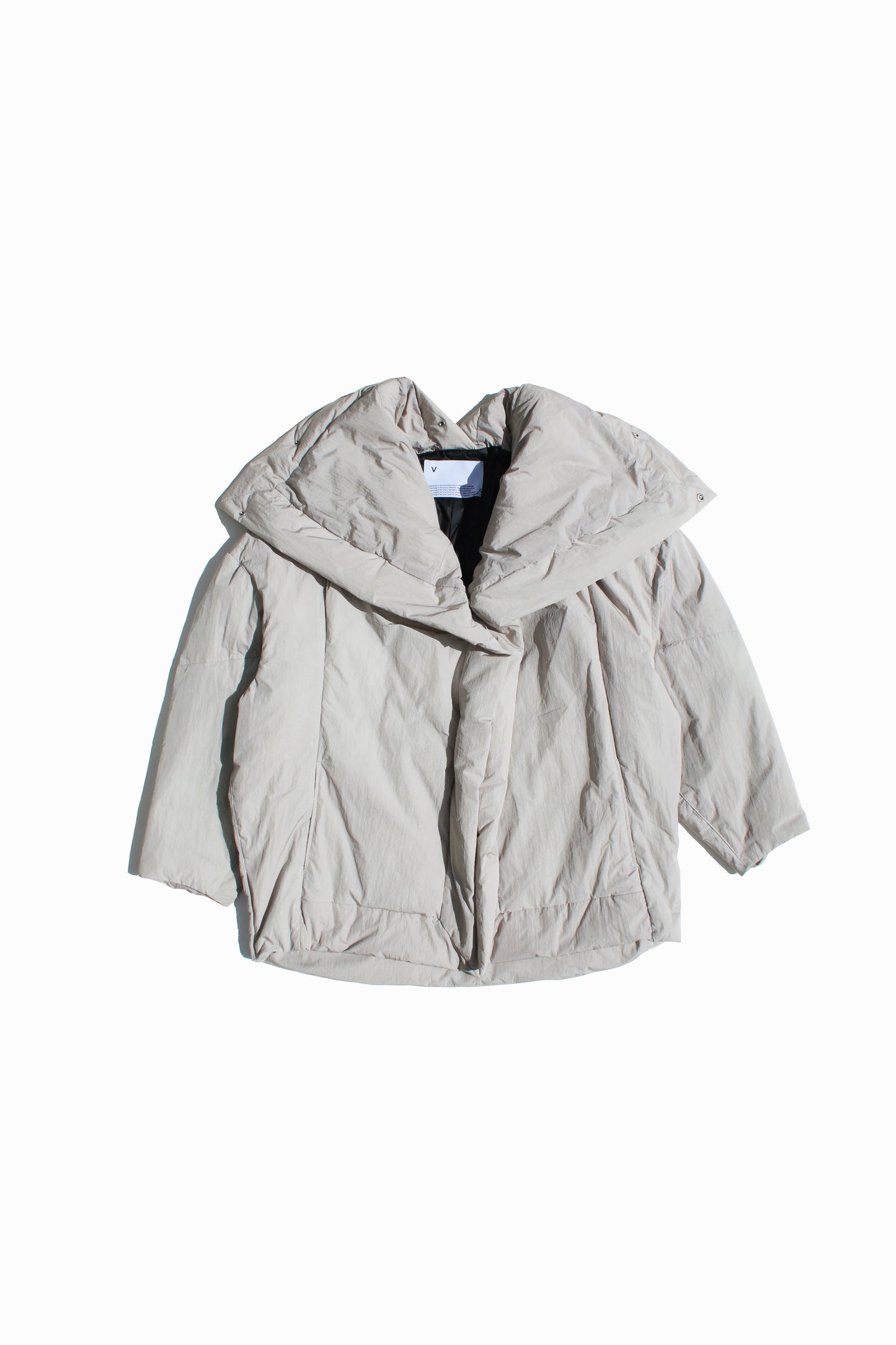 VOAAOV KAWADA DOWN × BRIGHT JET TAFFETA JACKET - LIGHT GRAY