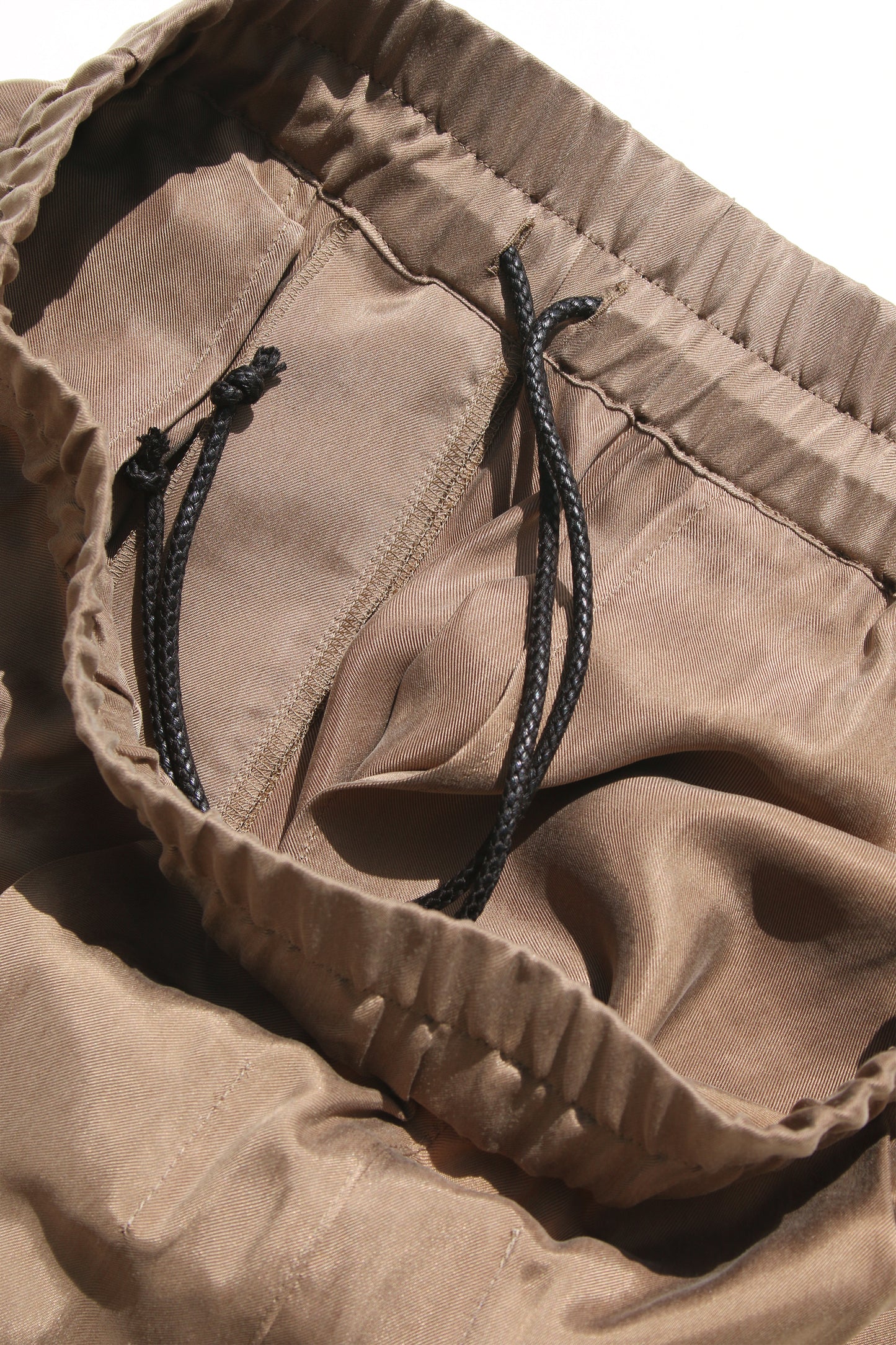 VOAAOV CUPRO TWILL PANTS - BEIGE