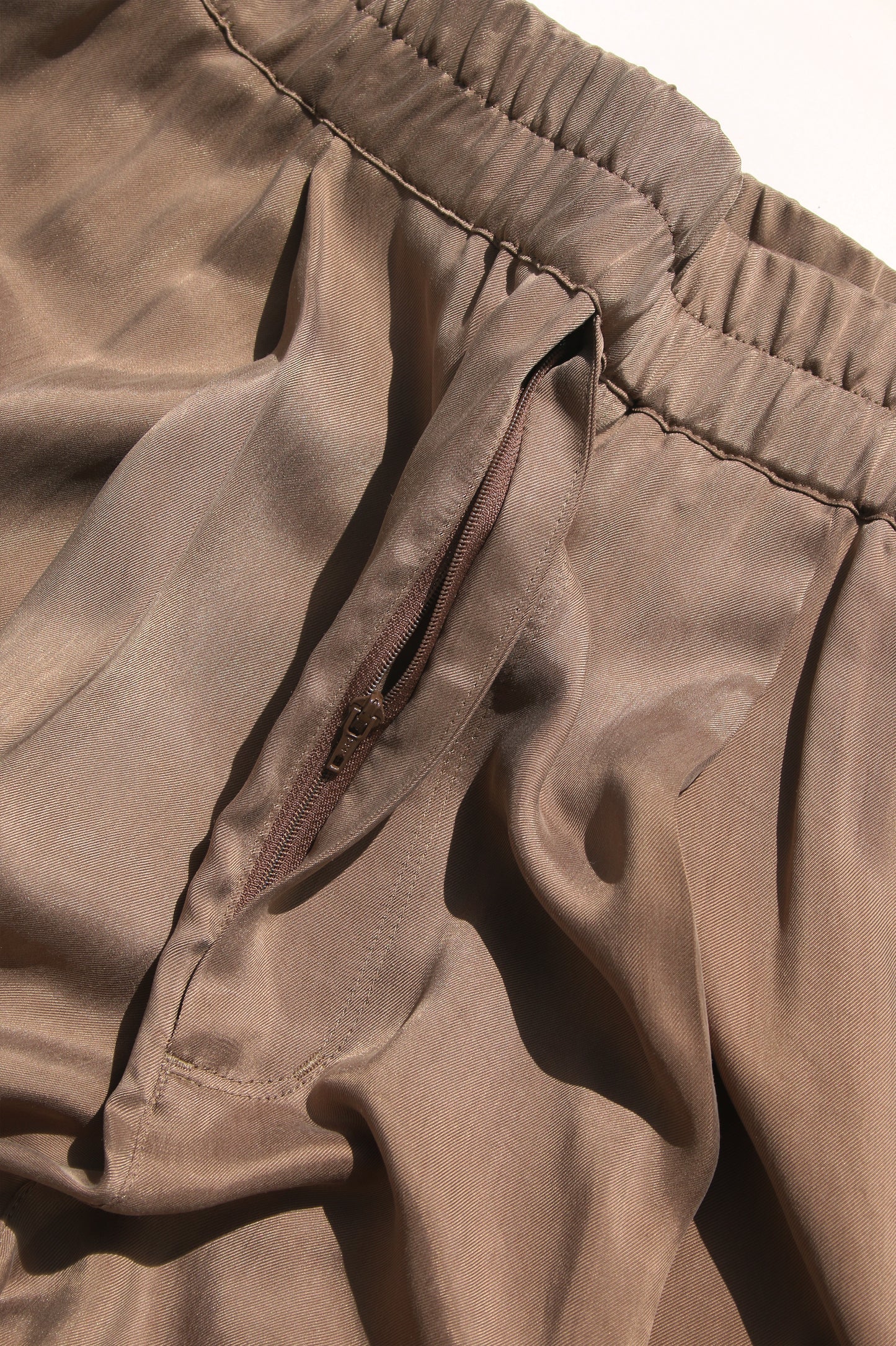 VOAAOV CUPRO TWILL PANTS - BEIGE