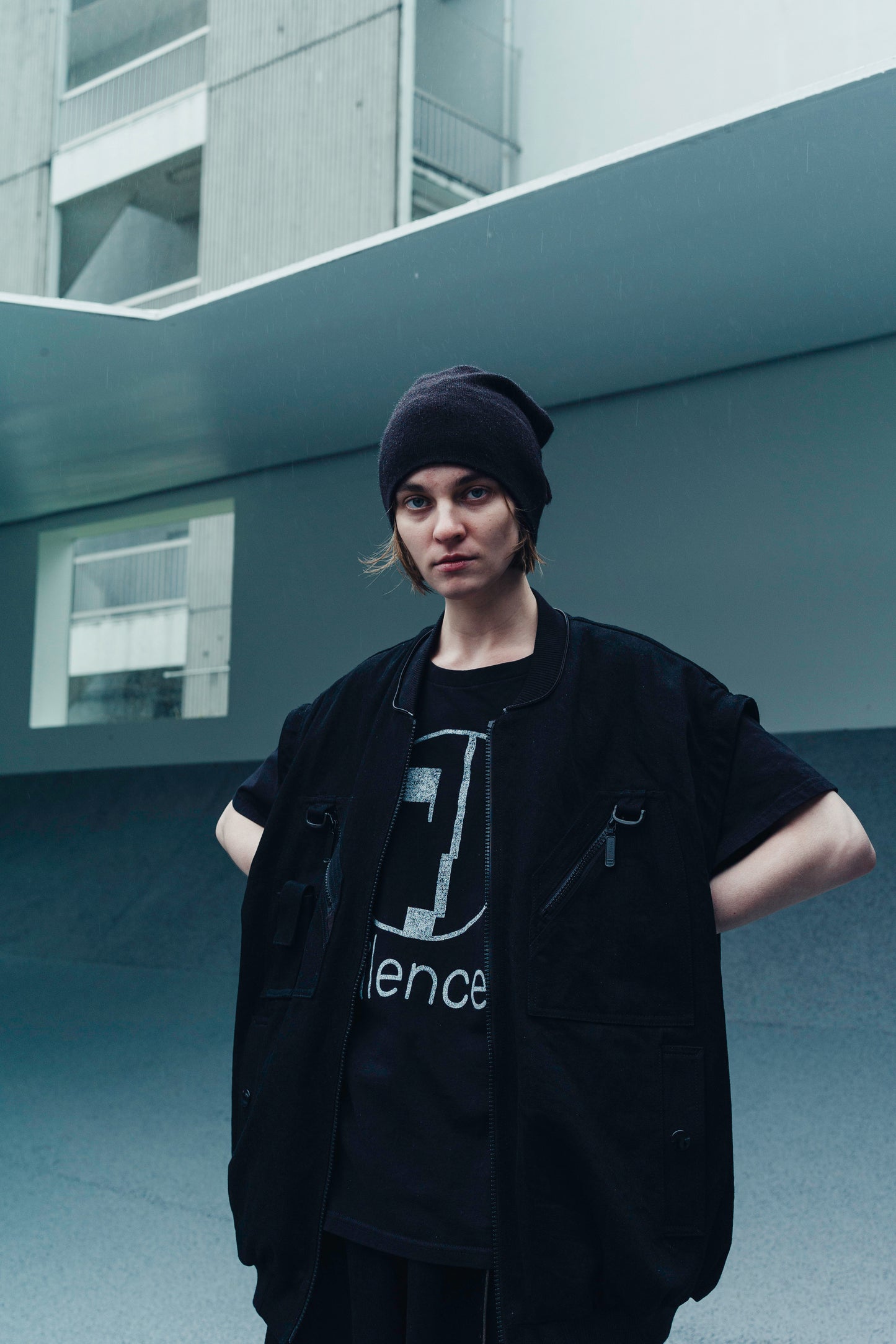 ESSAY RINGSPUN TEE - BLACK
