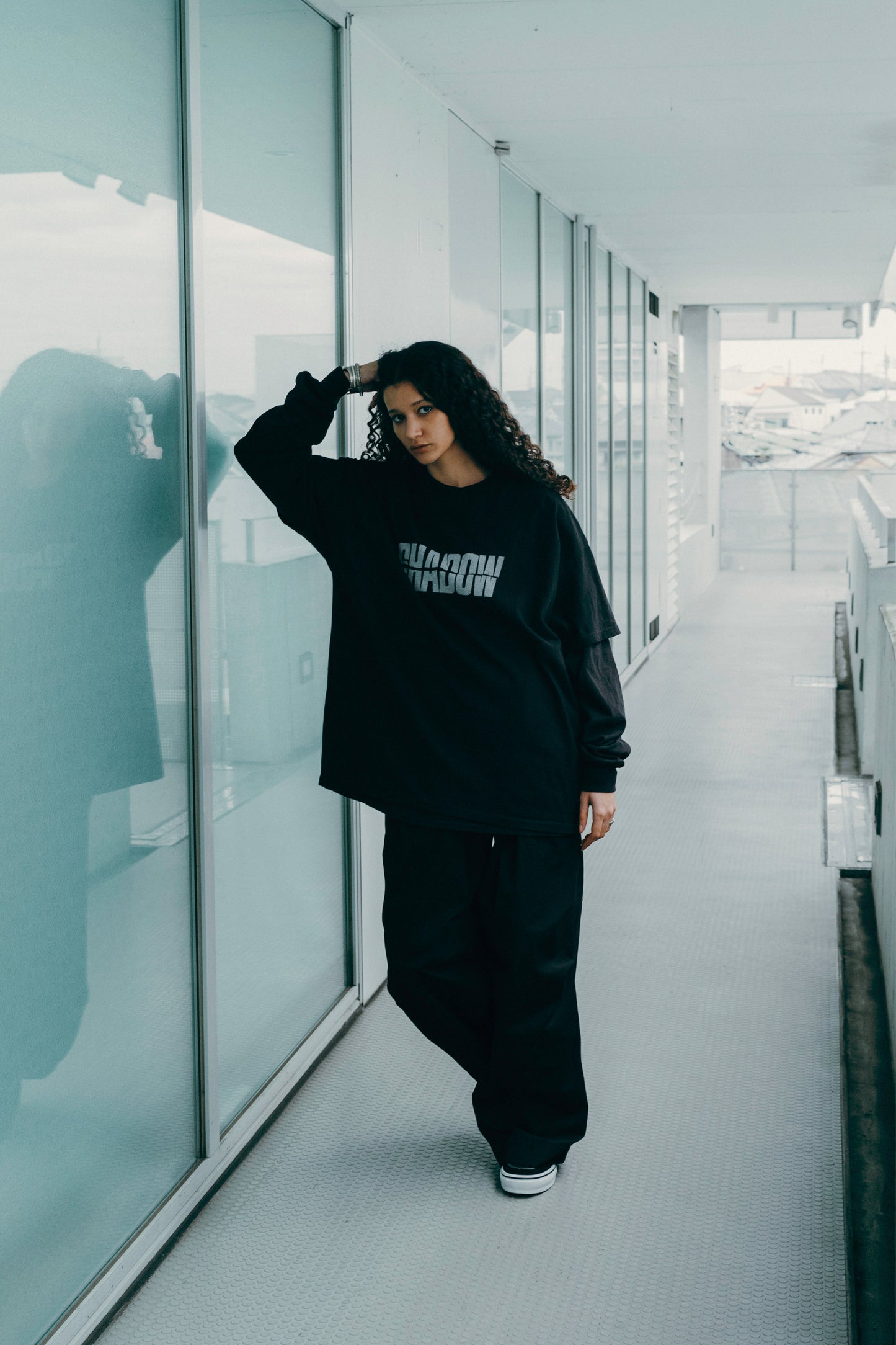 ESSAY LAYERED OVERSIZE LONG T-SHIRT - SHADOW