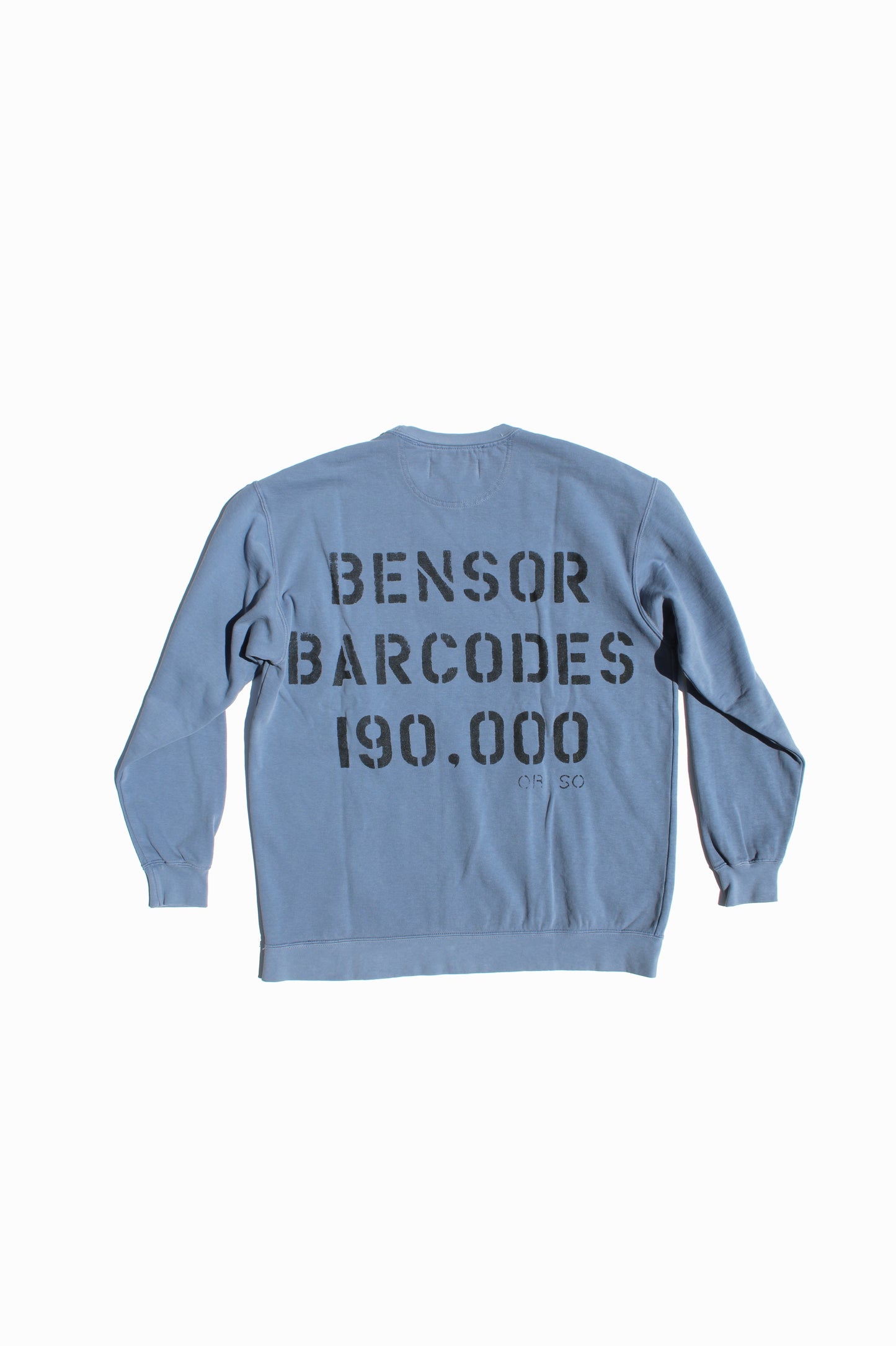 ESSAY PIGMENT SWEATER - LIGHT BLUE