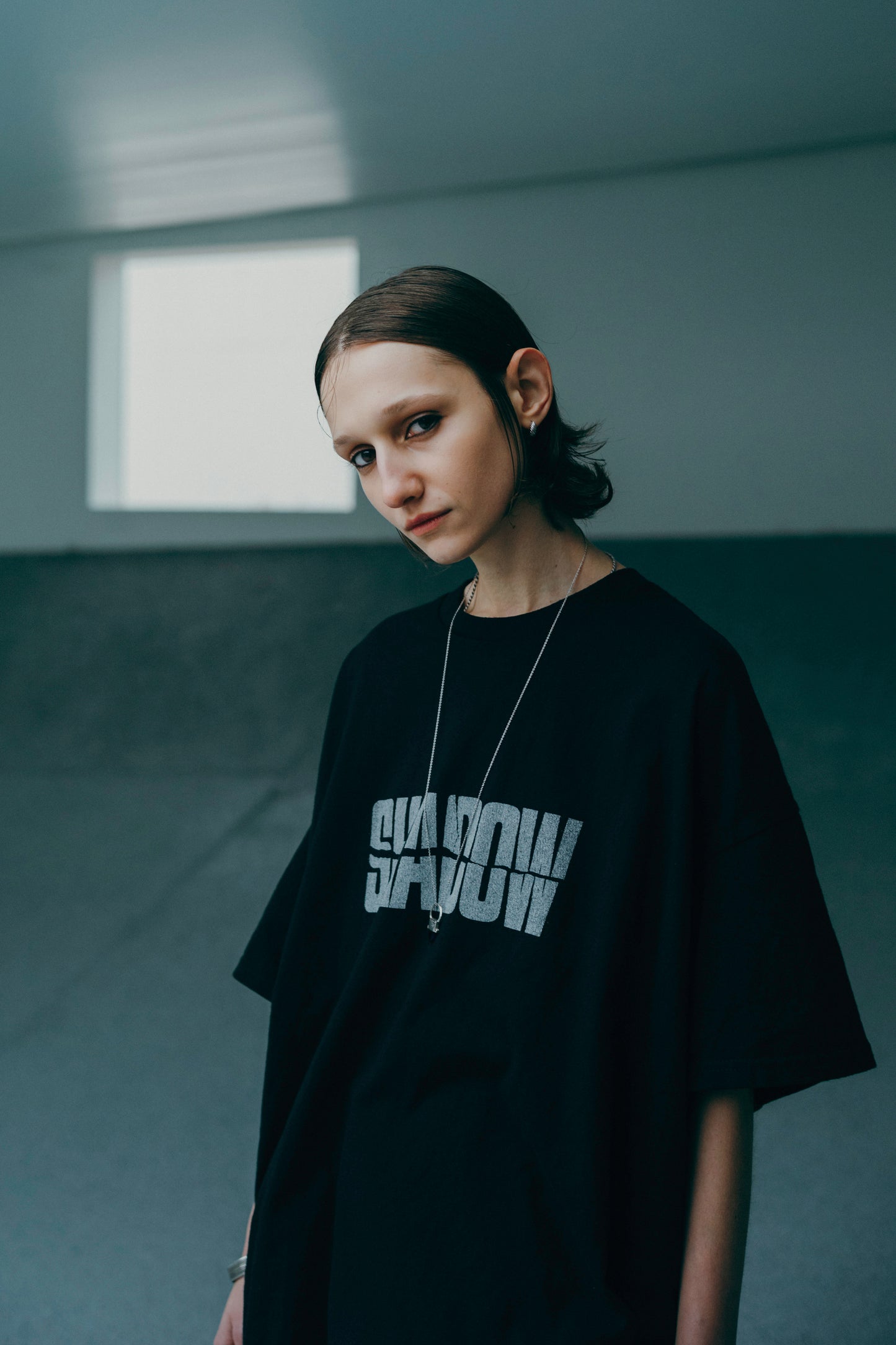 ESSAY LAYERED OVERSIZE LONG T-SHIRT - SHADOW