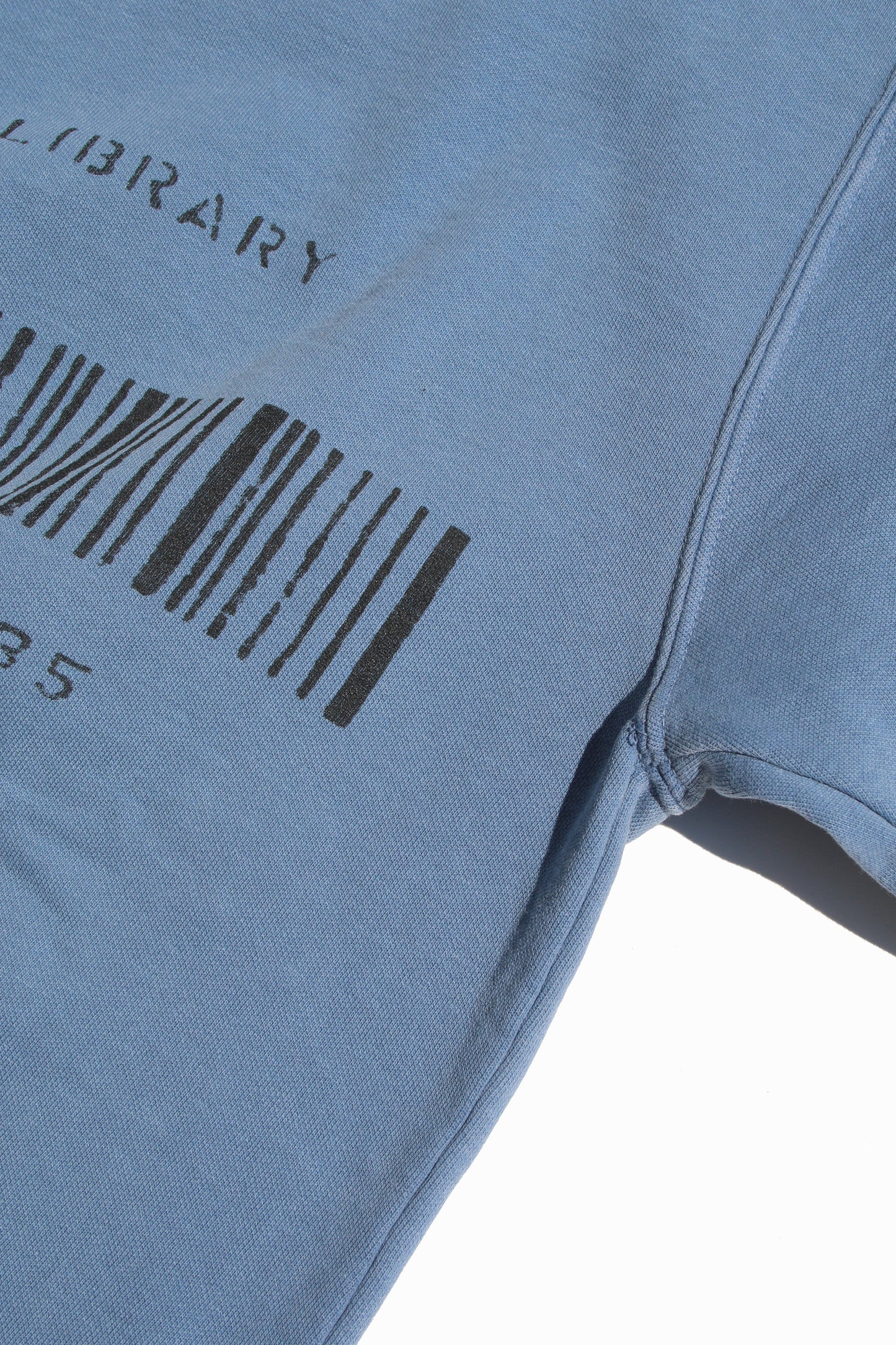 ESSAY PIGMENT SWEATER - LIGHT BLUE