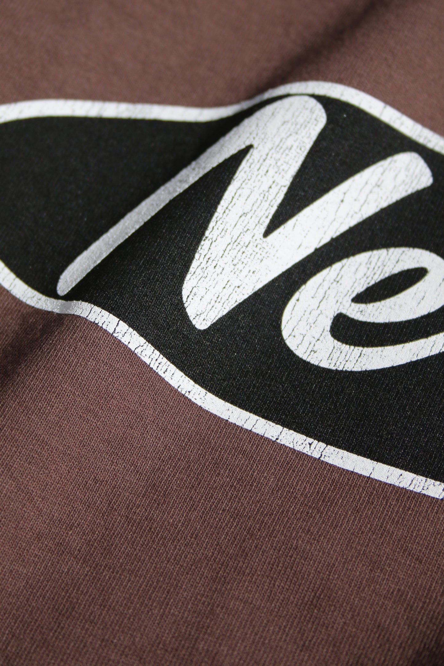 ESSAY PIGMENT DROPSHOULDER T-SHIRT - BROWN