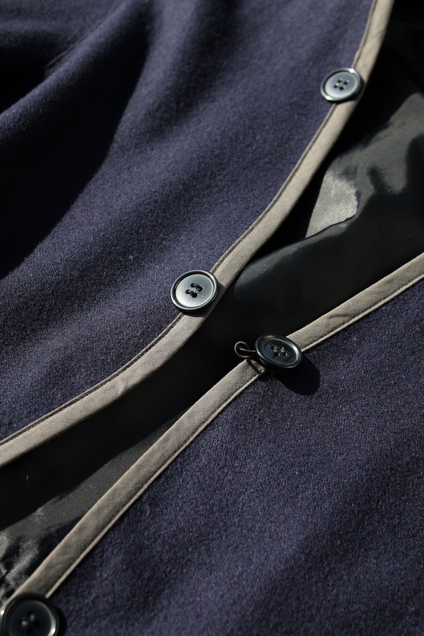 COMME des GARÇONS COMME des GARÇONS OPEN-ARM LONG COAT NAVY