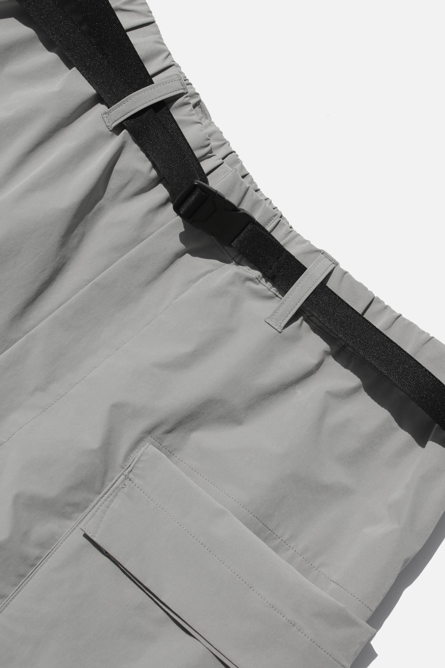 ESSAY ACID SHORTS - LIGHT GREY