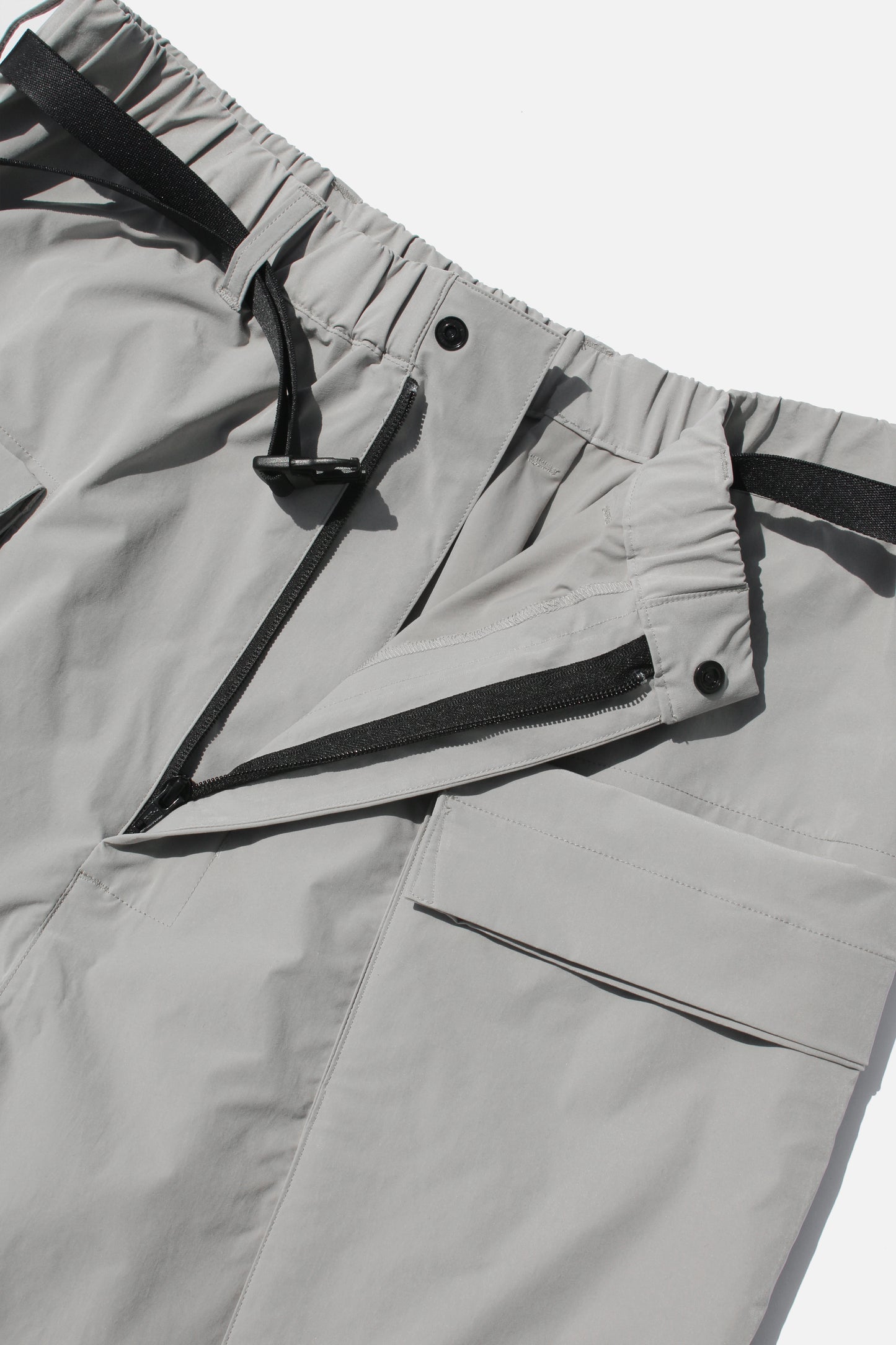 ESSAY ACID SHORTS - LIGHT GREY