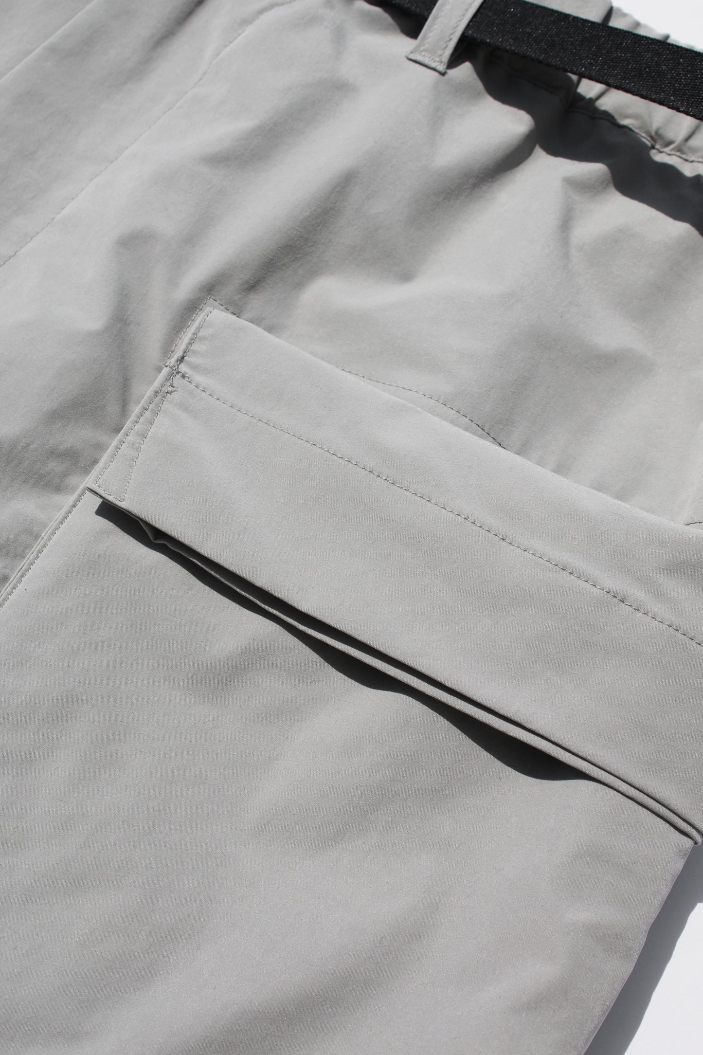 ESSAY ACID SHORTS - LIGHT GREY