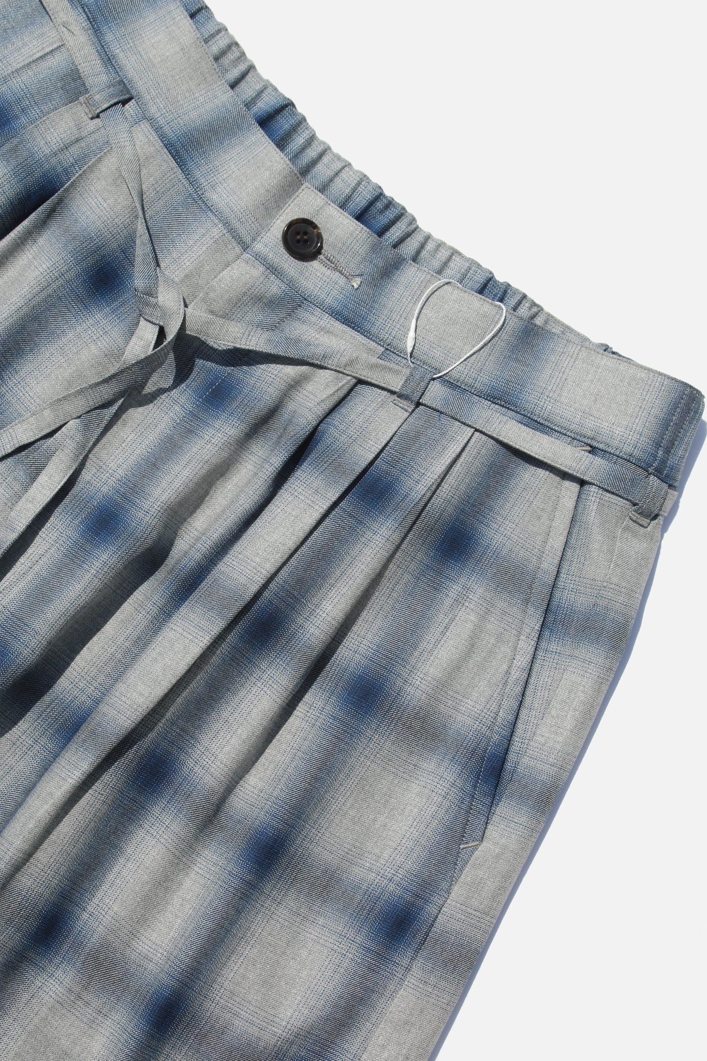 ESSAY 3TUCKED CROP SHORTS - BLUE CHECK
