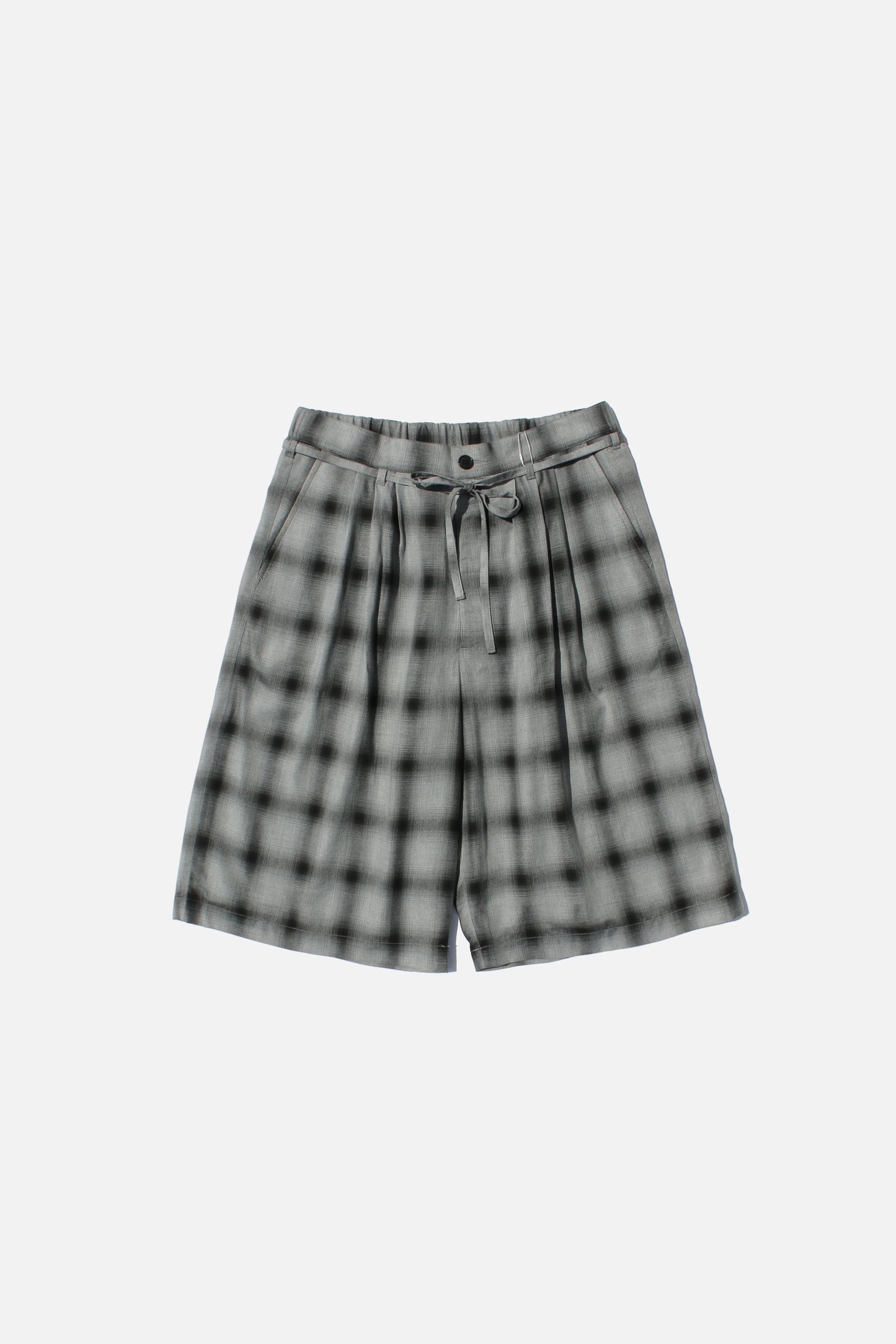 ESSAY 3TUCKED CROP SHORTS - GREY CHECK
