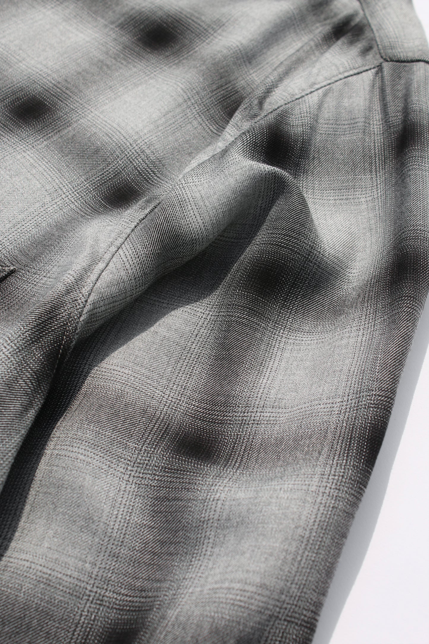 ESSAY SHADOW CHECK OPEN COLLAR SHIRT - GREY CHECK