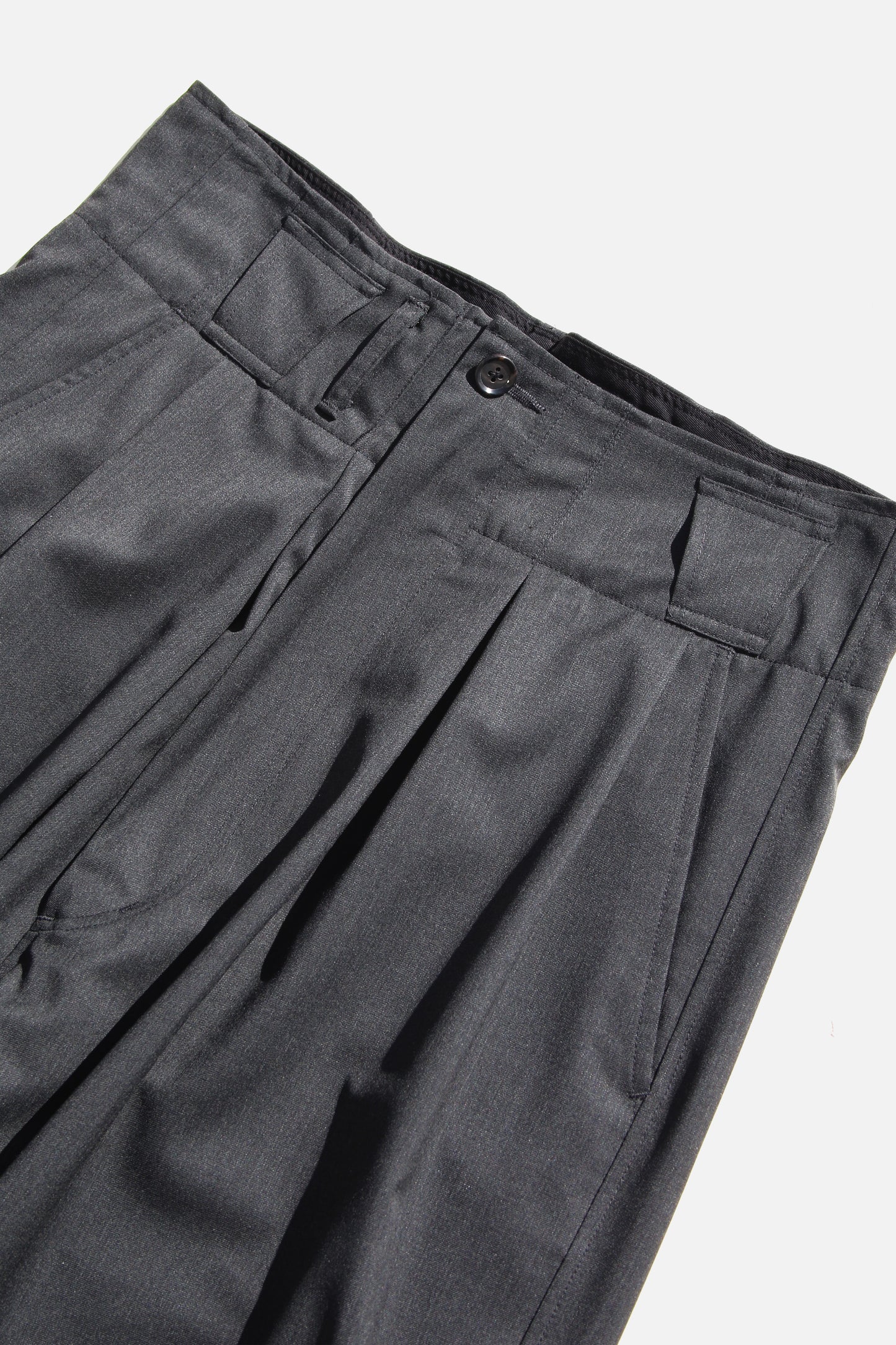 ESSAY WIDE OVER SLACKS - CHARCOAL