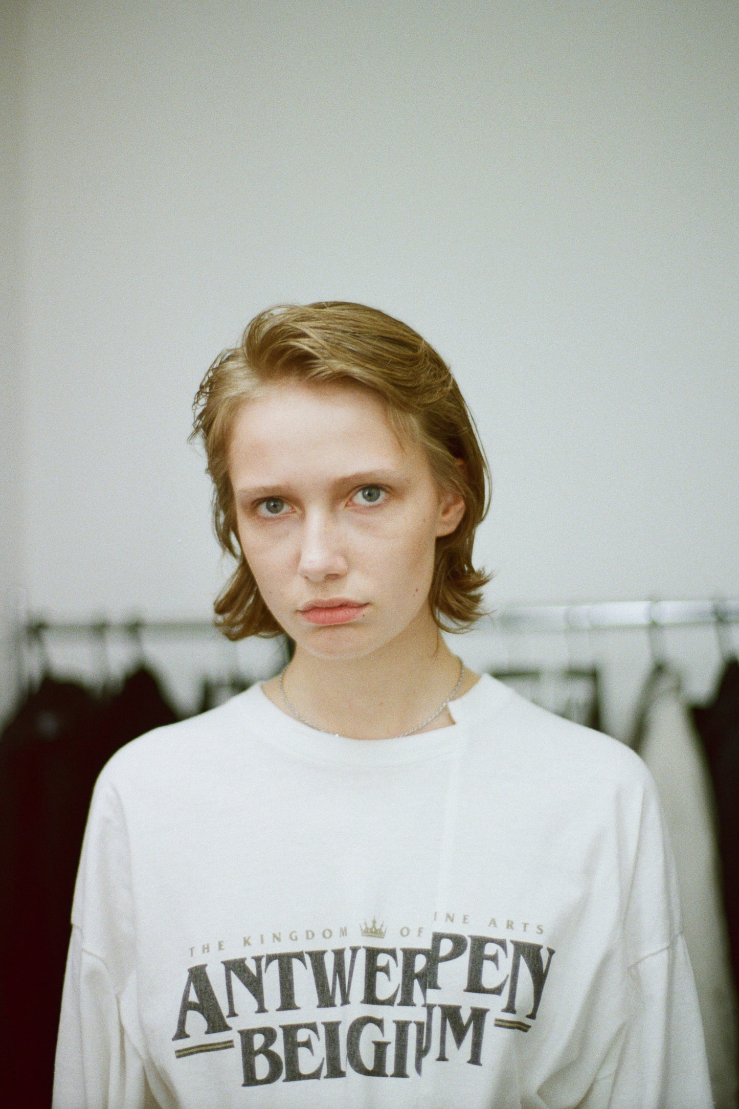ESSAY CUT UP LONG LAYER T-SHIRT - ANTWERPEN WHITE