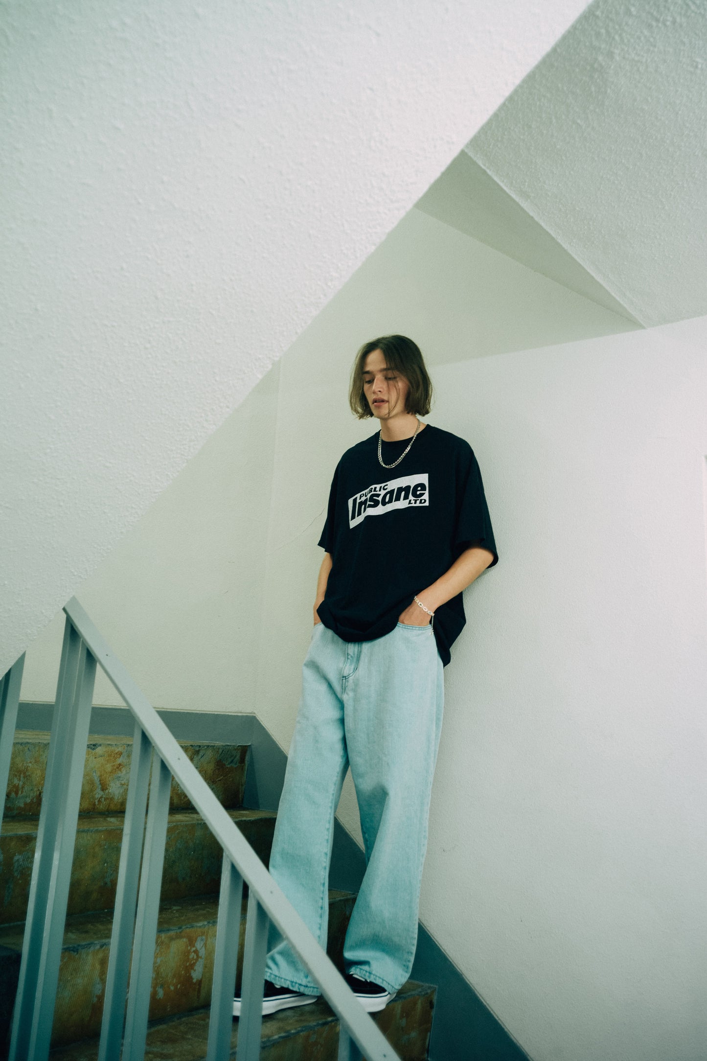 ESSAY OVERSIZED PRINT T-SHIRT - INSANE