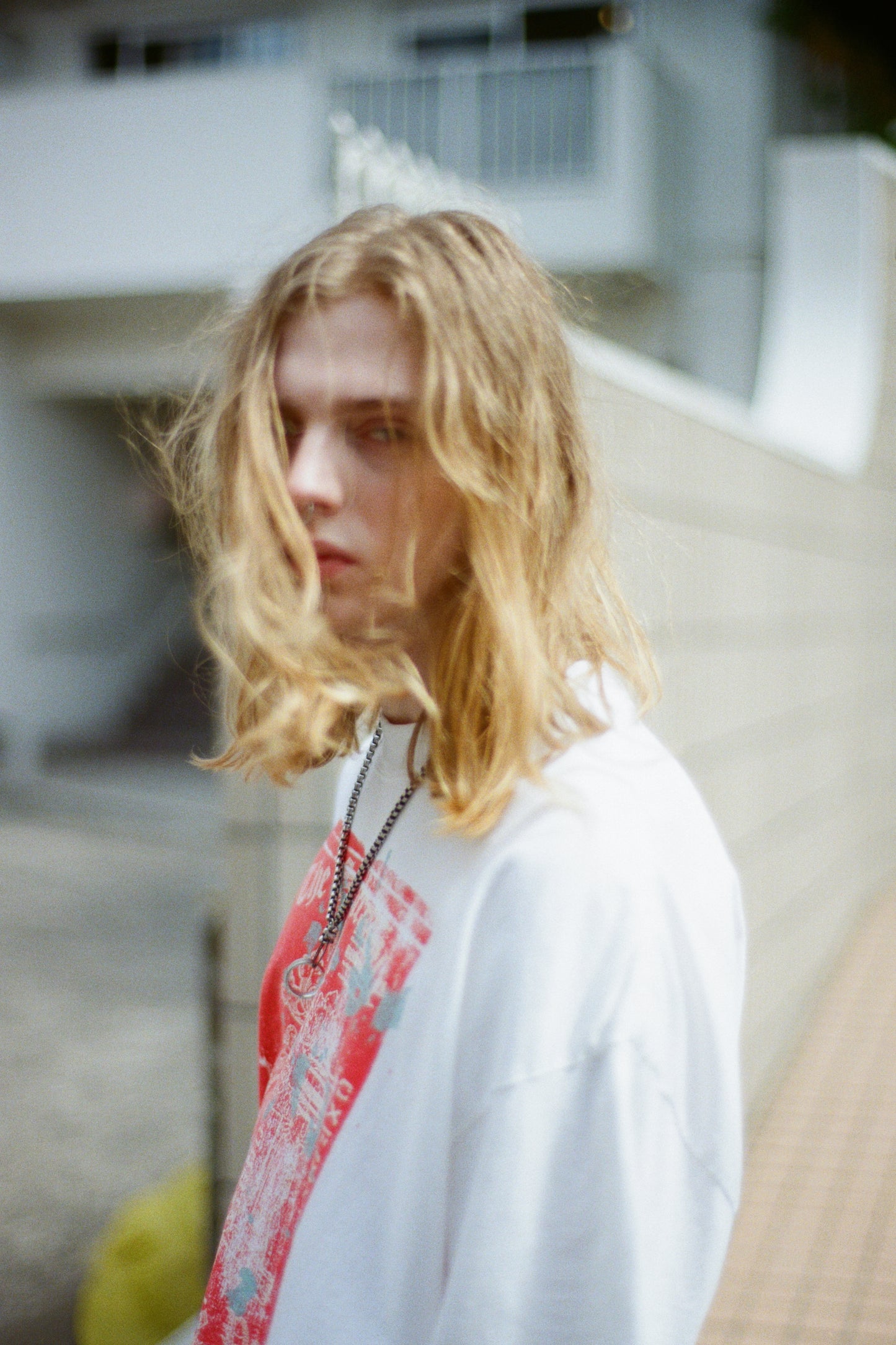 ESSAY PIGMENT DROPSHOULDER T-SHIRT - WHITE