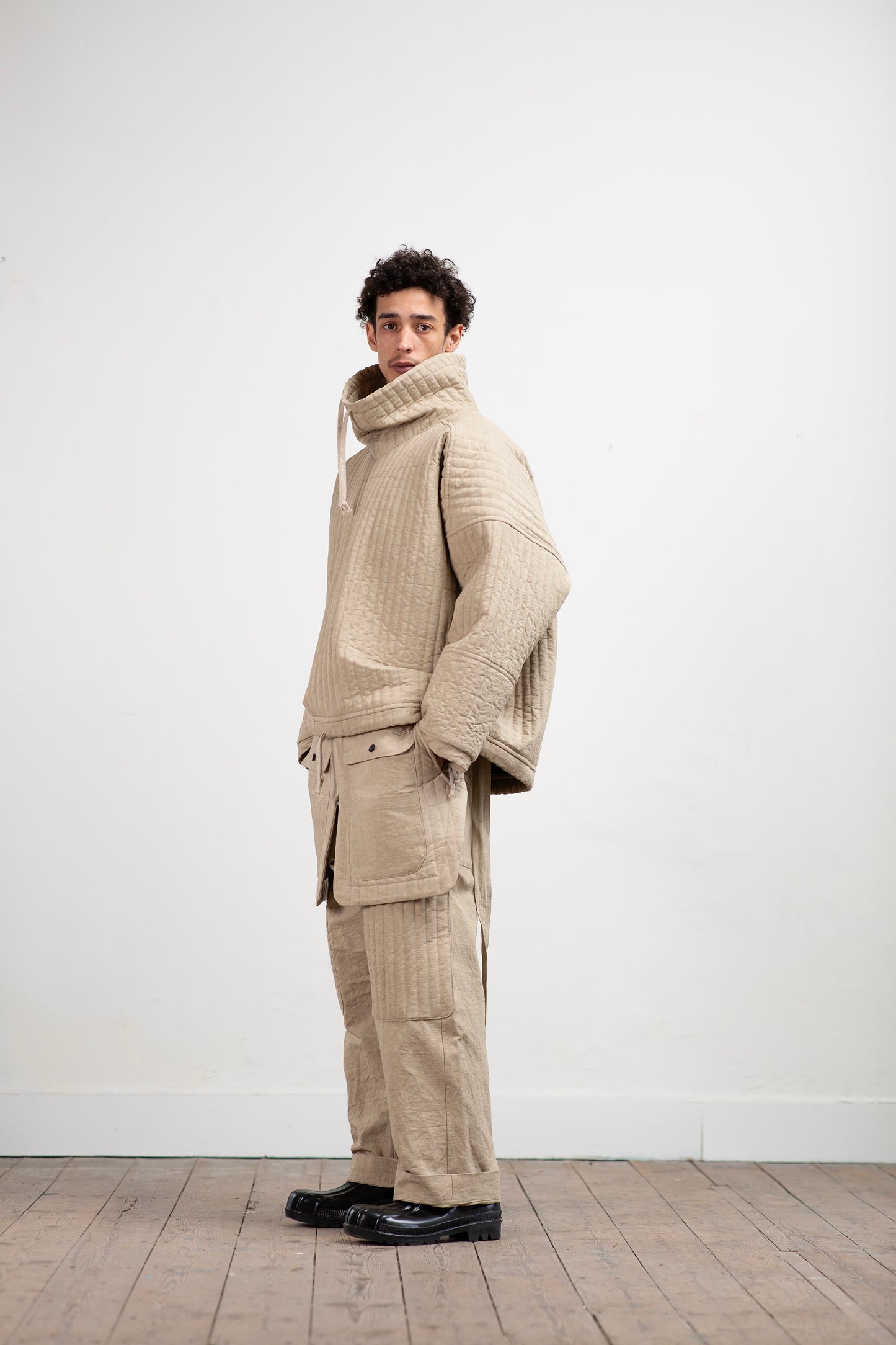 O PROJECT SOFT TWILL WOVEN SWEAT