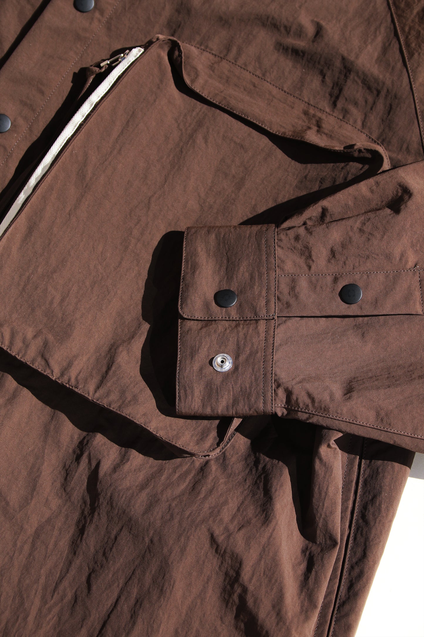 MY BEAUTIFUL LANDLET NYLON TAFFETA BIG POCKET SHIRT - BROWN