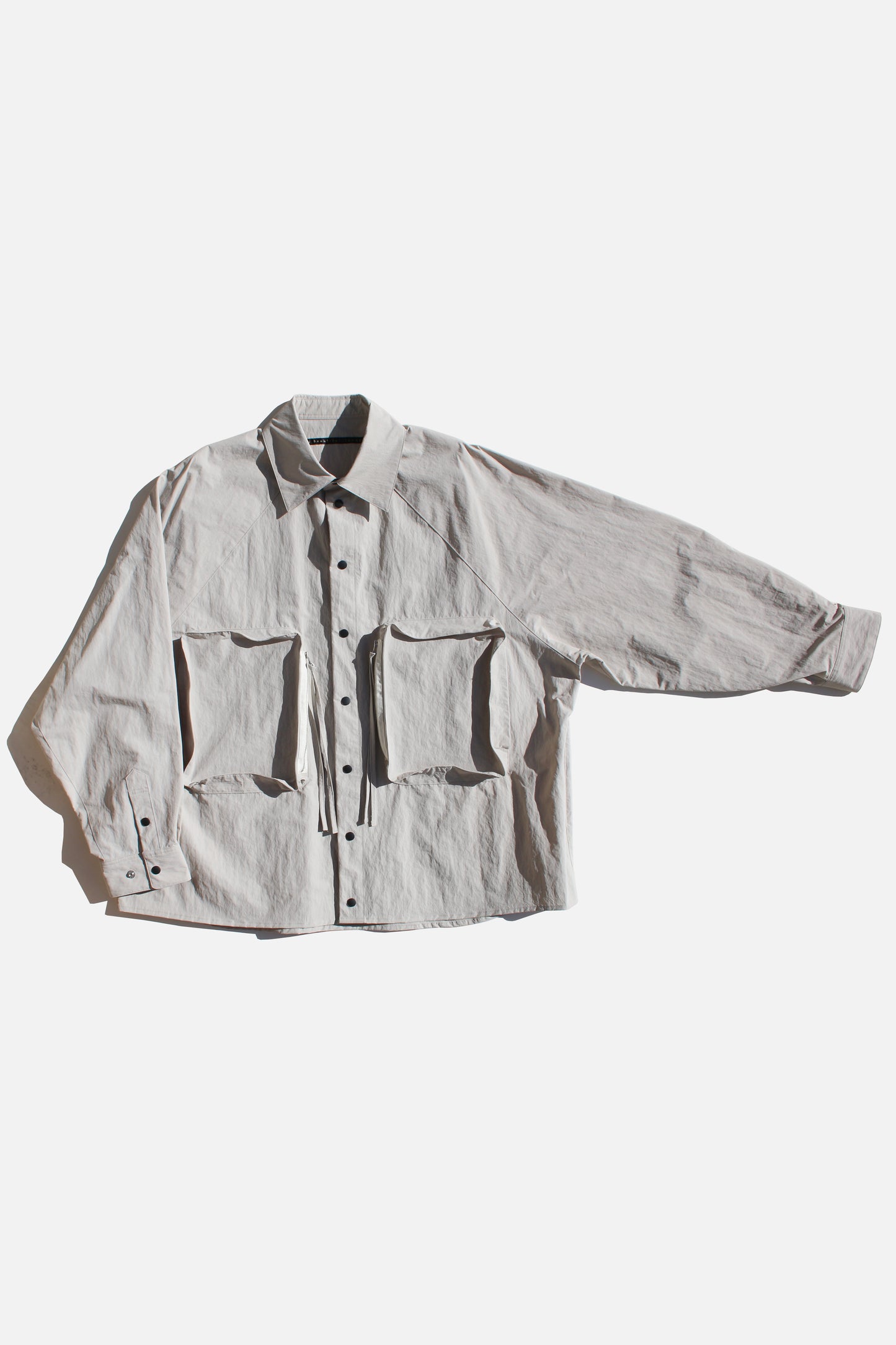 MY BEAUTIFUL LANDLET NYLON TAFFETA BIG POCKET SHIRT - LIGHT GRAY