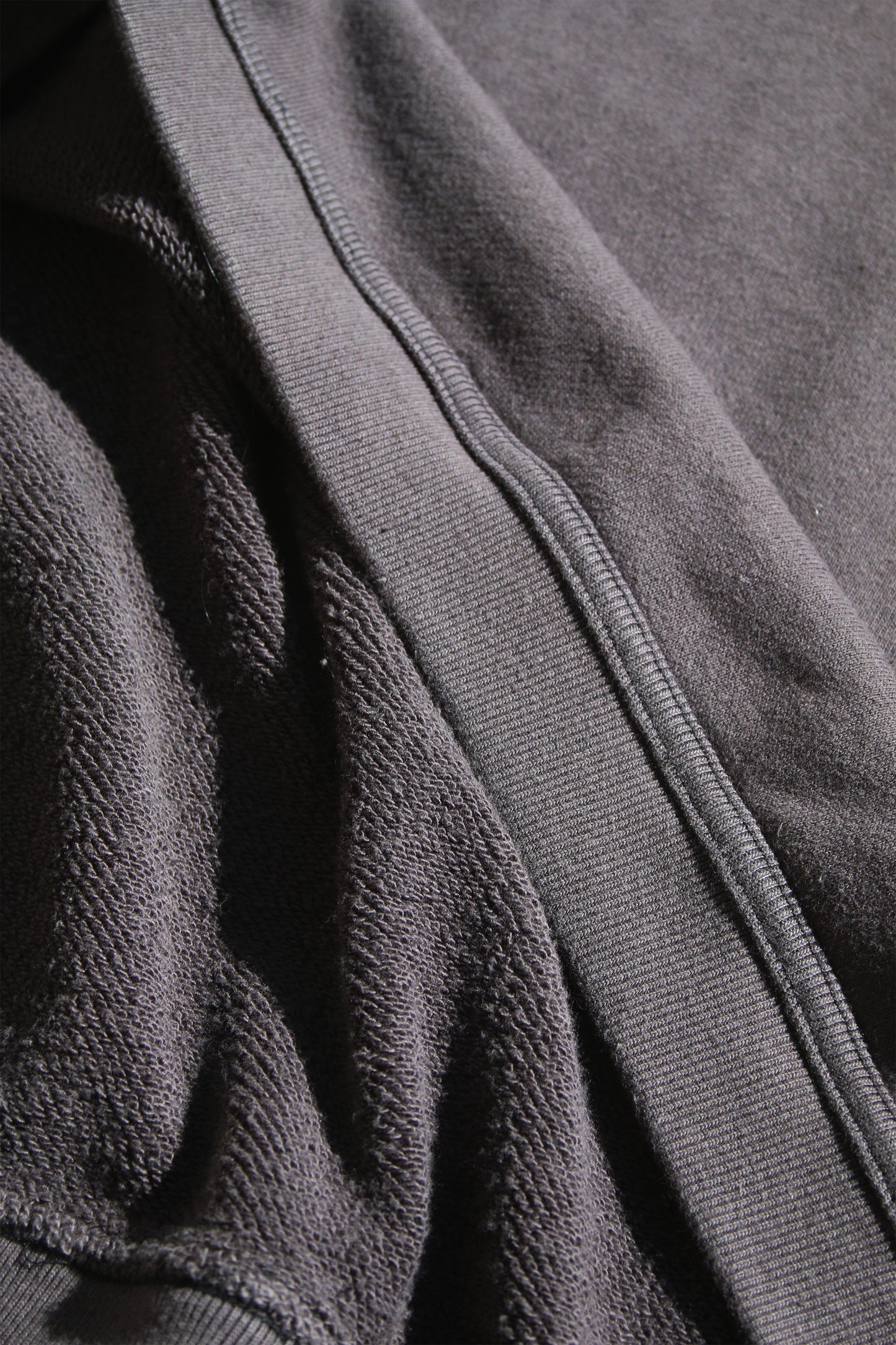 O PROJECT LOOPWHEEL HOODED SWEAT