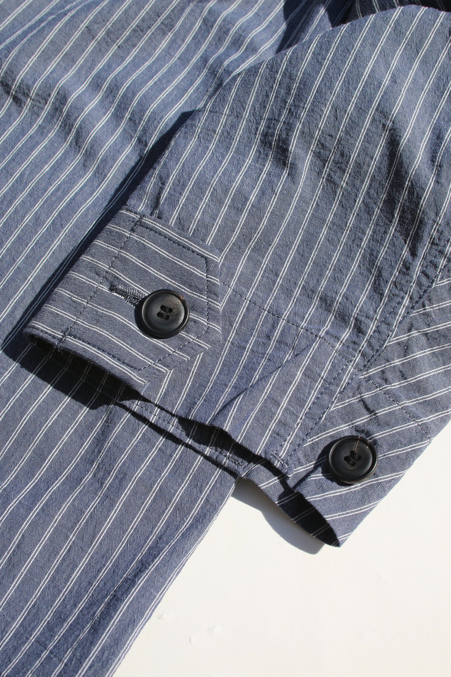 ESSAY BDU SHIRT