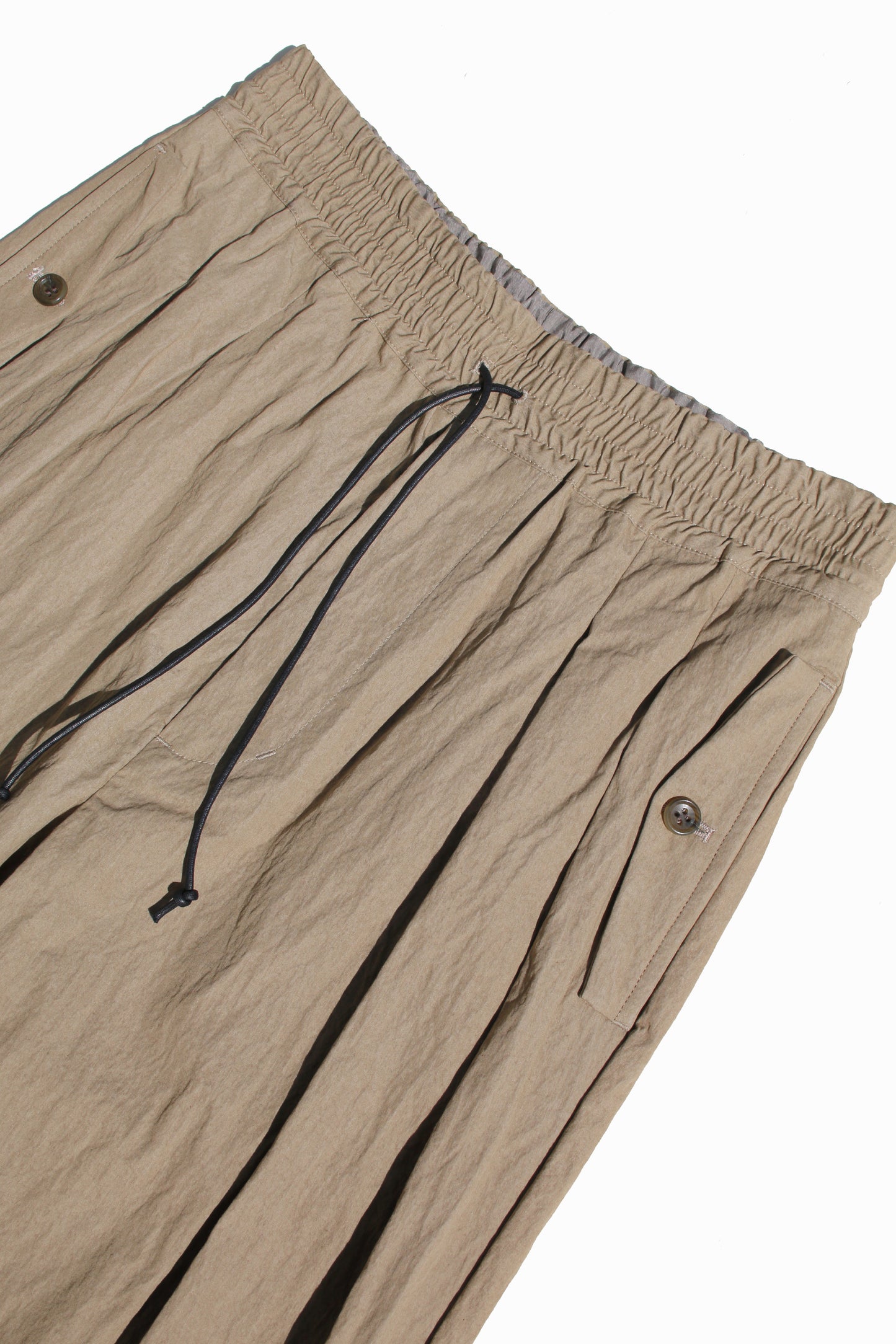 VOAAOV COTTON x NYLON RUDEBACK HALF PANTS - BEIGE