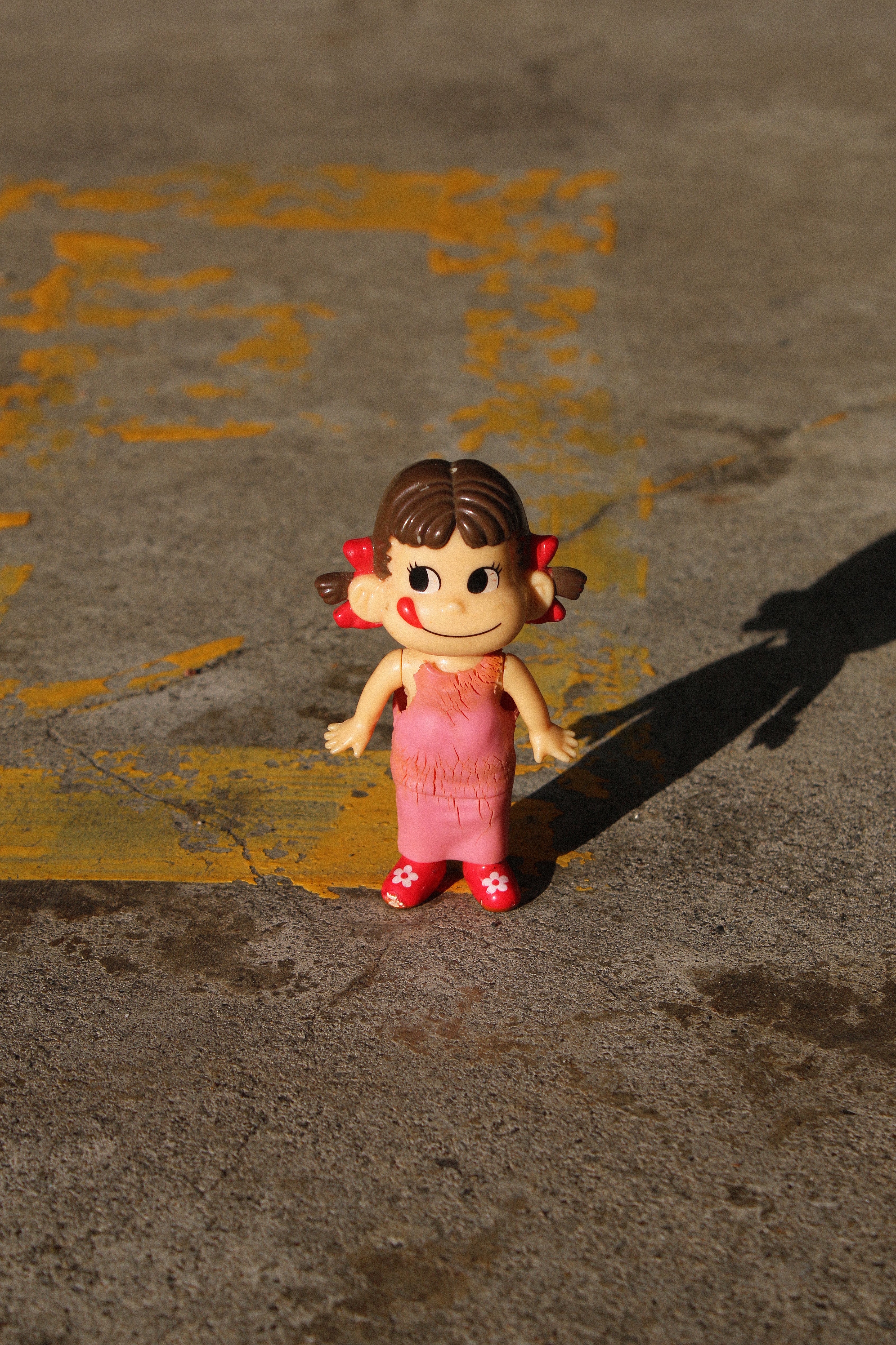 YEAR'Sペコちゃんドール2007 不二家/FUJIYA ペコちゃん Amazon | ペコちゃん ポコちゃん 不二家 人形 FUJIYA 不二家ペコ