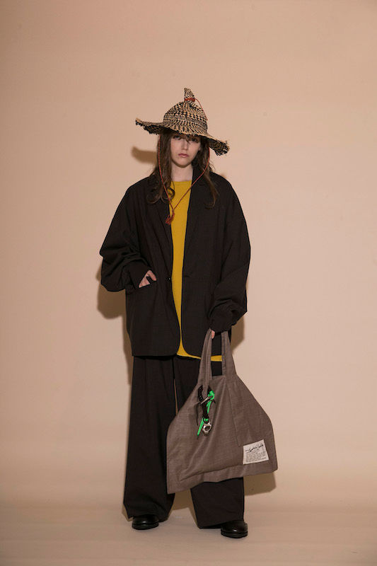 MY BEAUTIFUL LANDLET WOOL TOTE BAG