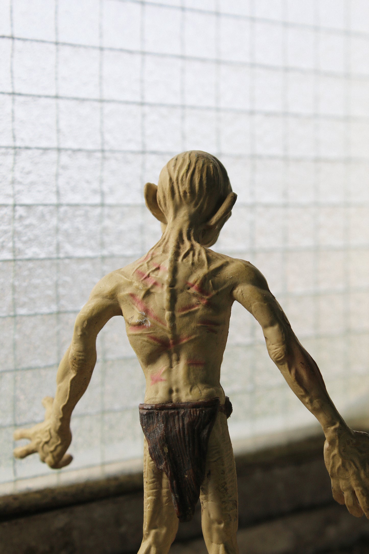 GOLLUM THE LORD OF THE RINGS TOY BIZ