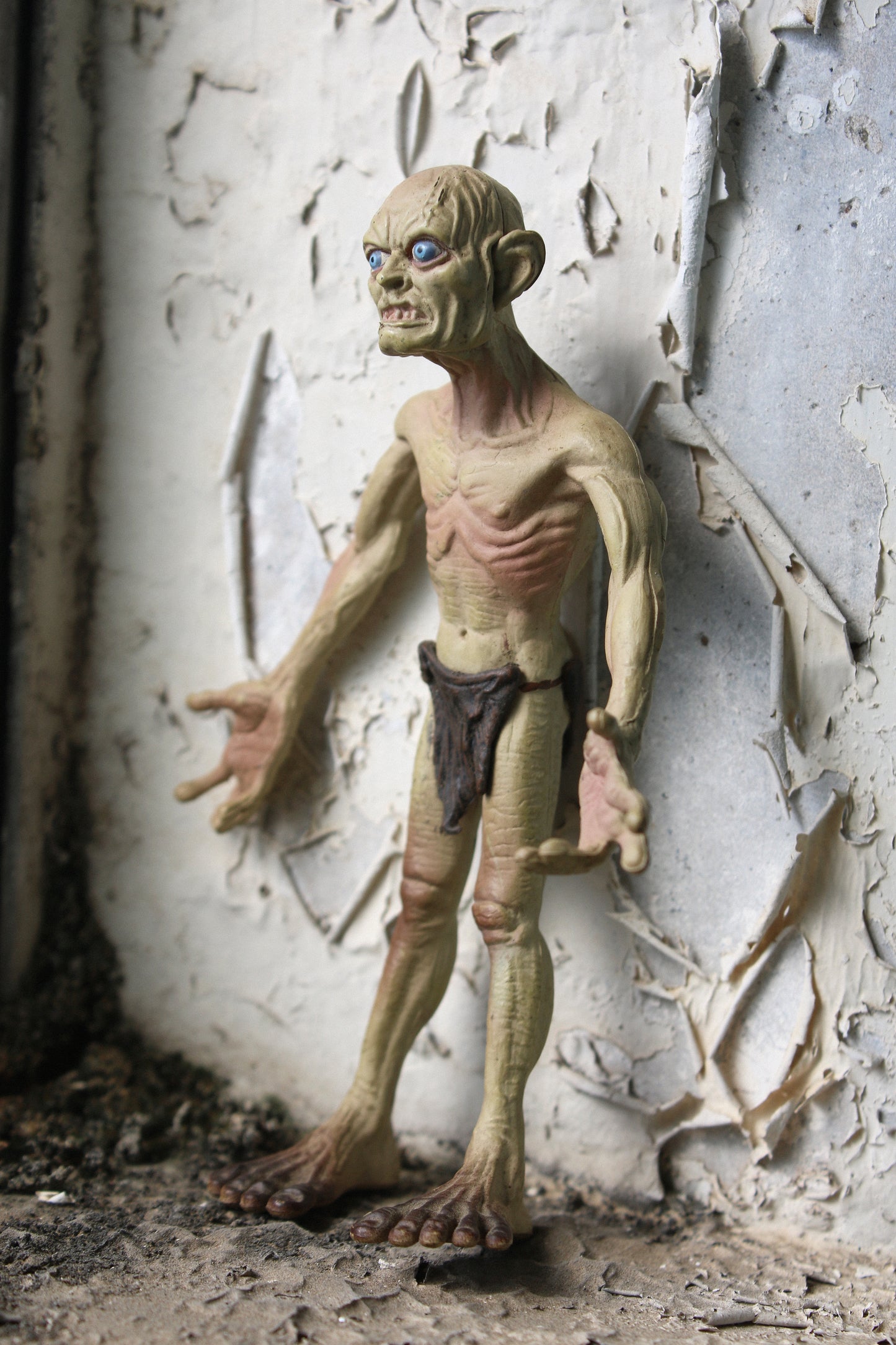 GOLLUM THE LORD OF THE RINGS TOY BIZ