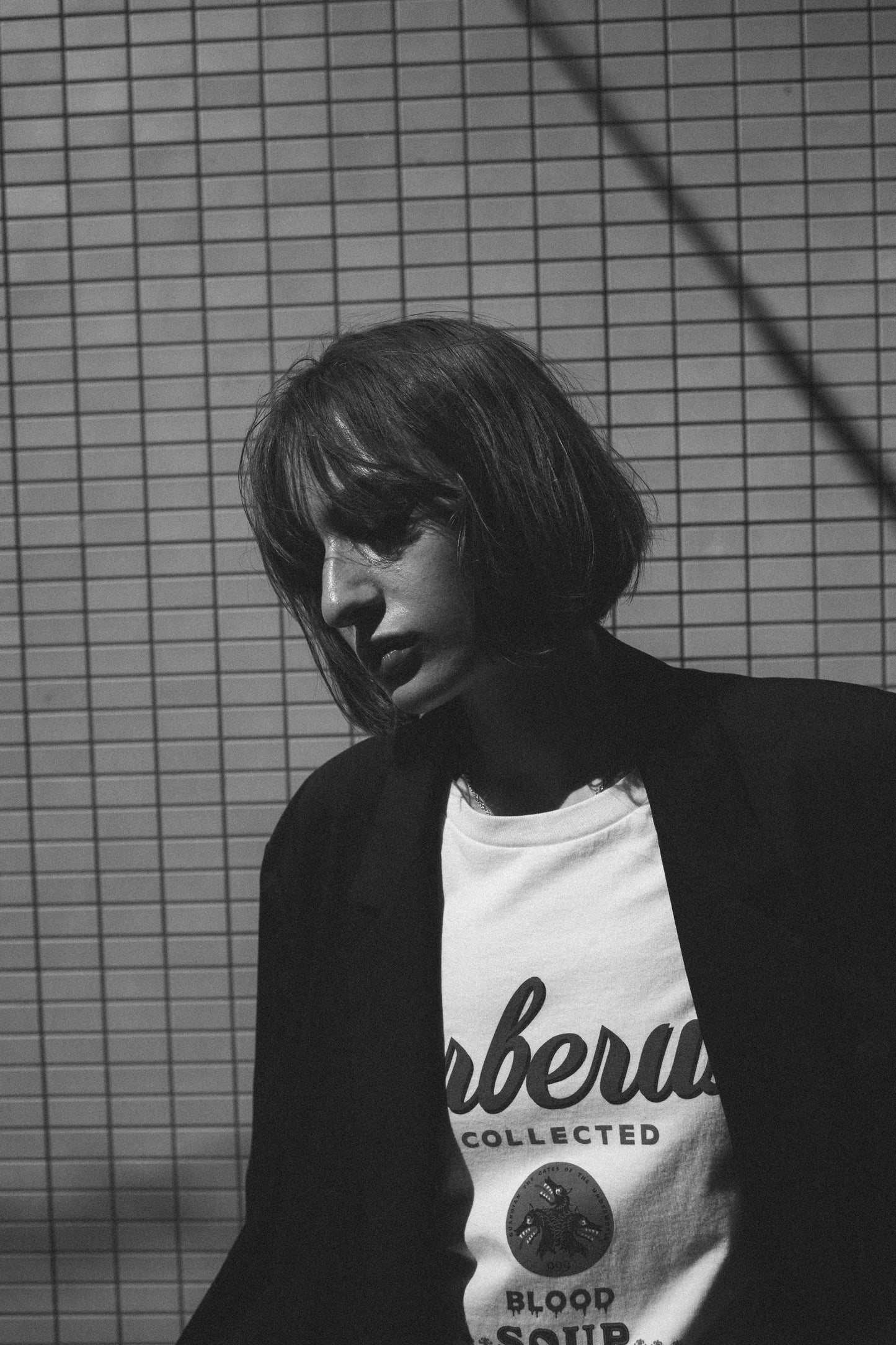 ESSAY WHITE PRINT T-SHIRT - CERBERUS