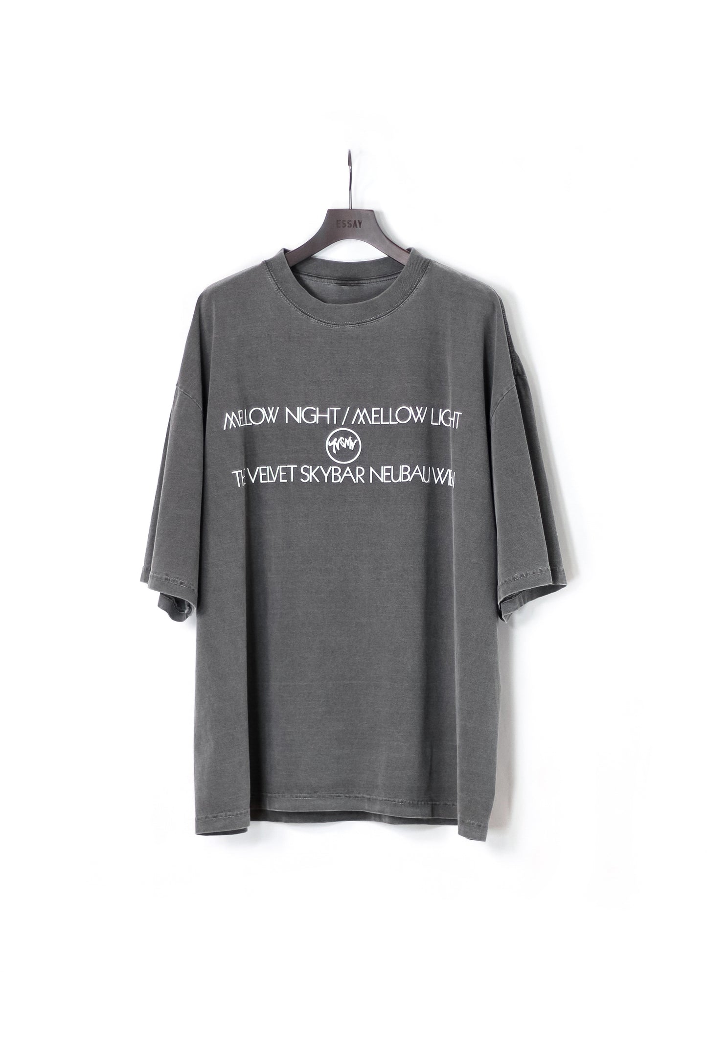 ESSAY PIGMENT DROPSHOULDER T-SHIRT - CHARCOAL