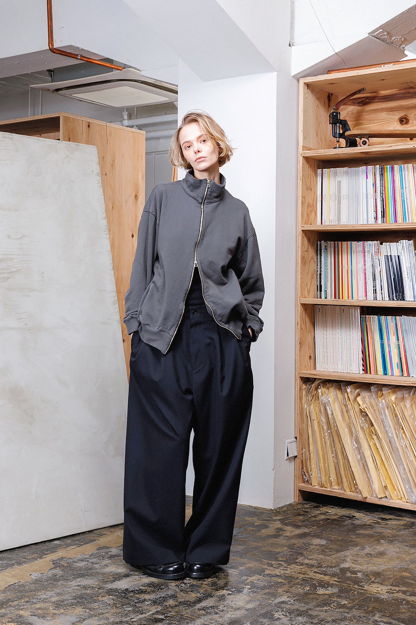 VOAAOV PURELY DOMESTIC URAGE GARMENT DYE BLOUSON