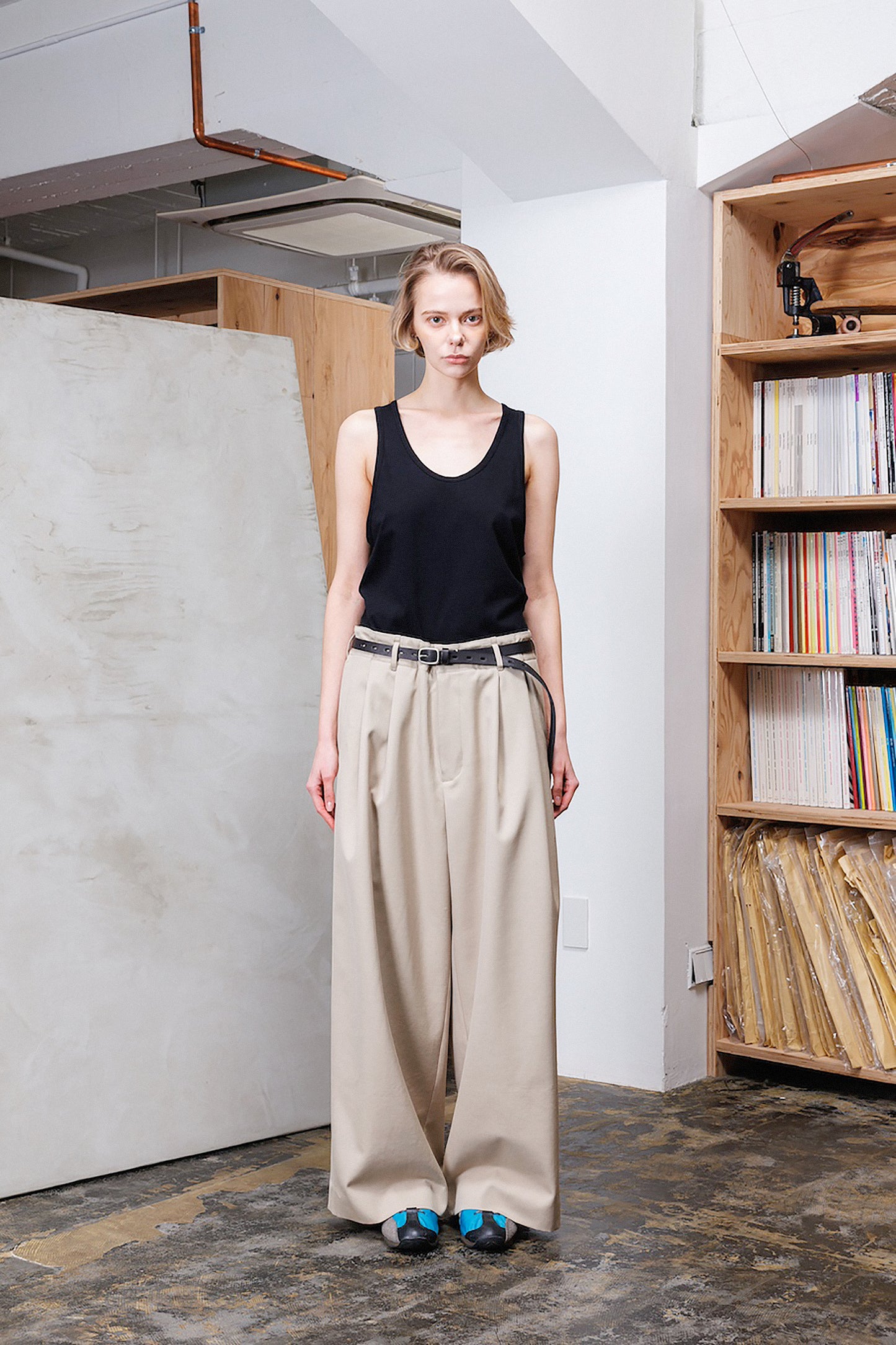 VOAAOV BISHU OLD WOOL GABARDINE PANTS