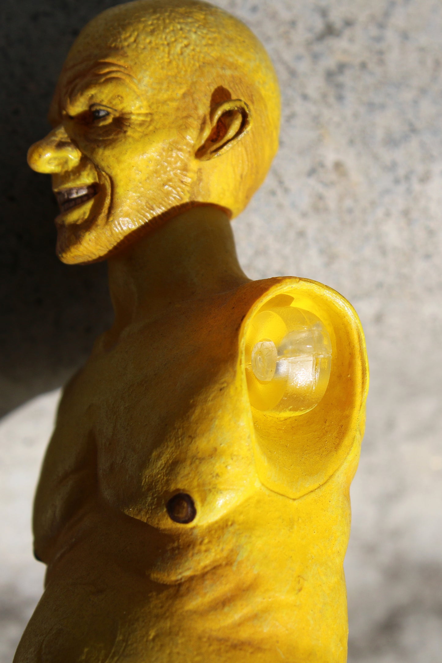 SIN CITY YELLOW BASTARD NECA