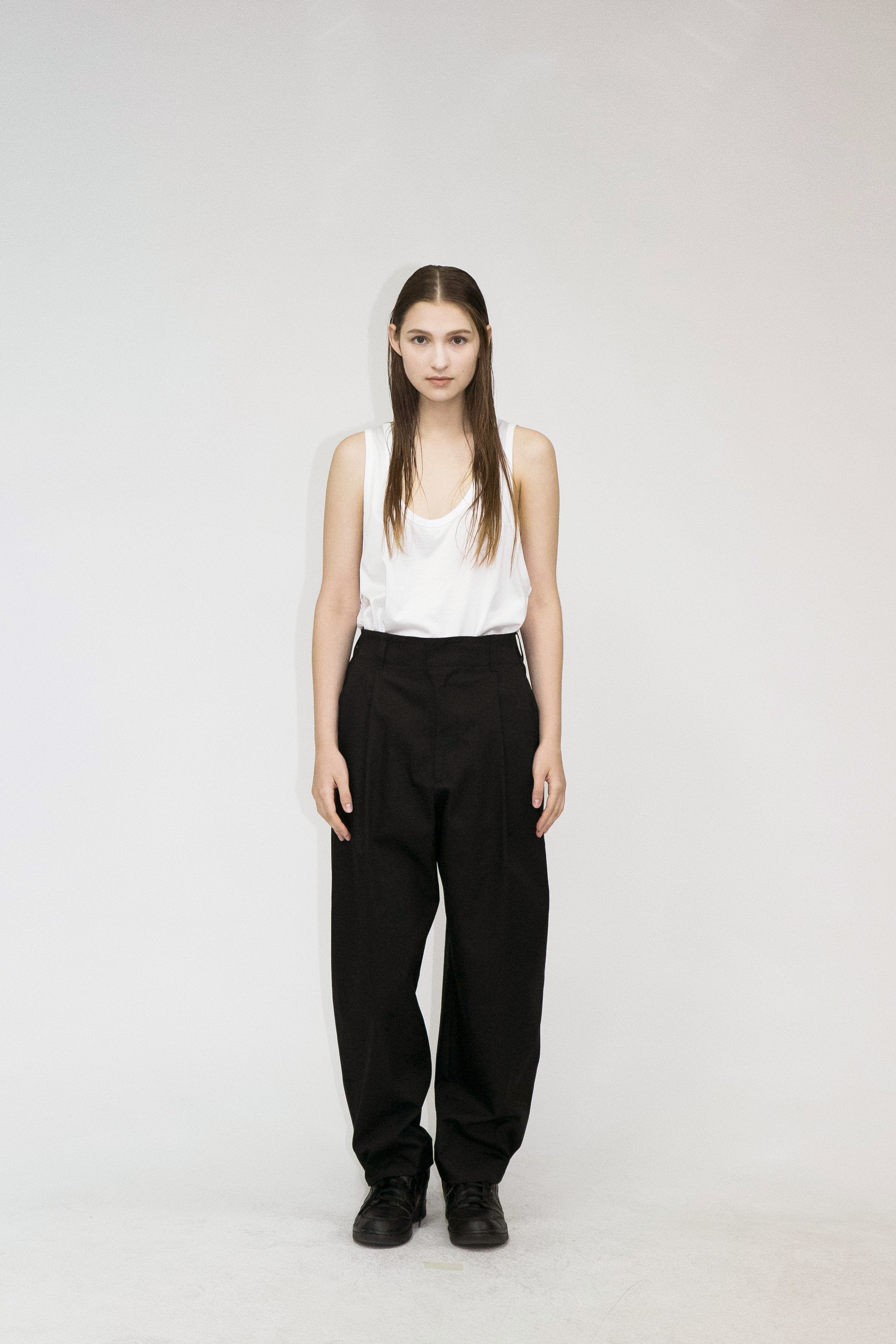 MY BEAUTIFUL LANDLET HIGH DENSITY GABARDINE PANTS – TOYASIDO