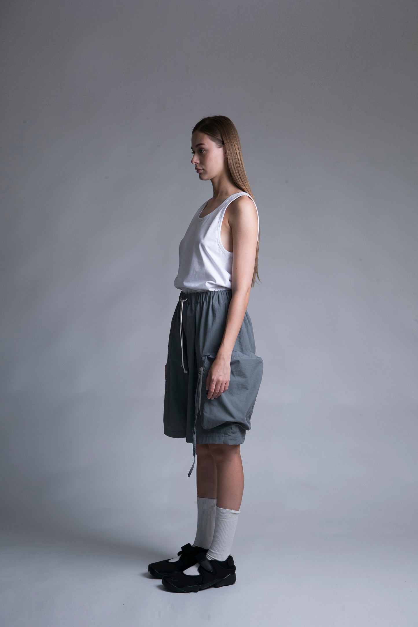 MY BEAUTIFUL LANDLET NYLON DYED TAFFETA SHORTS - GRAY