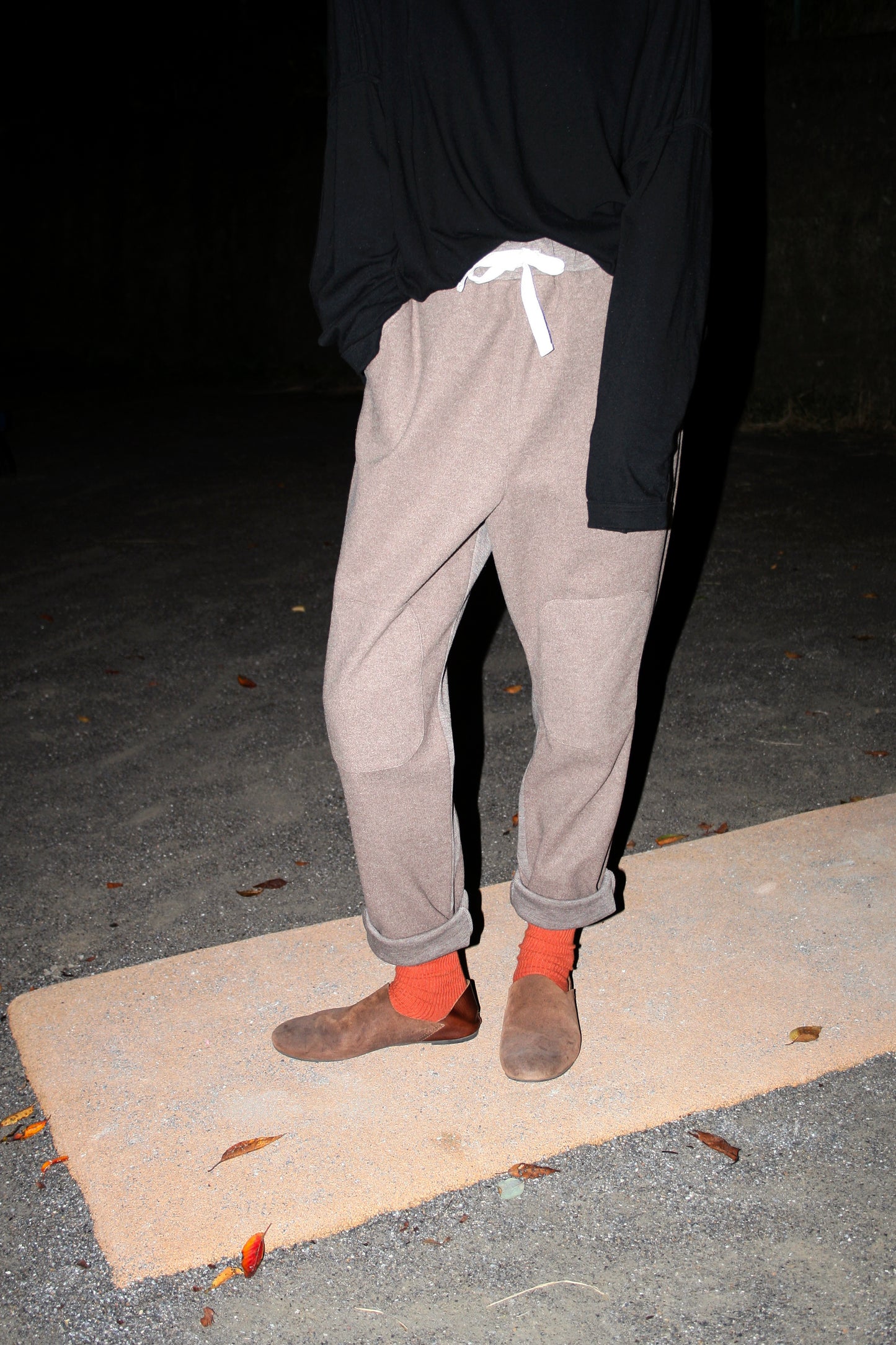 VOAAOV HYBRID RELUX JERJEY PANTS - BROWN