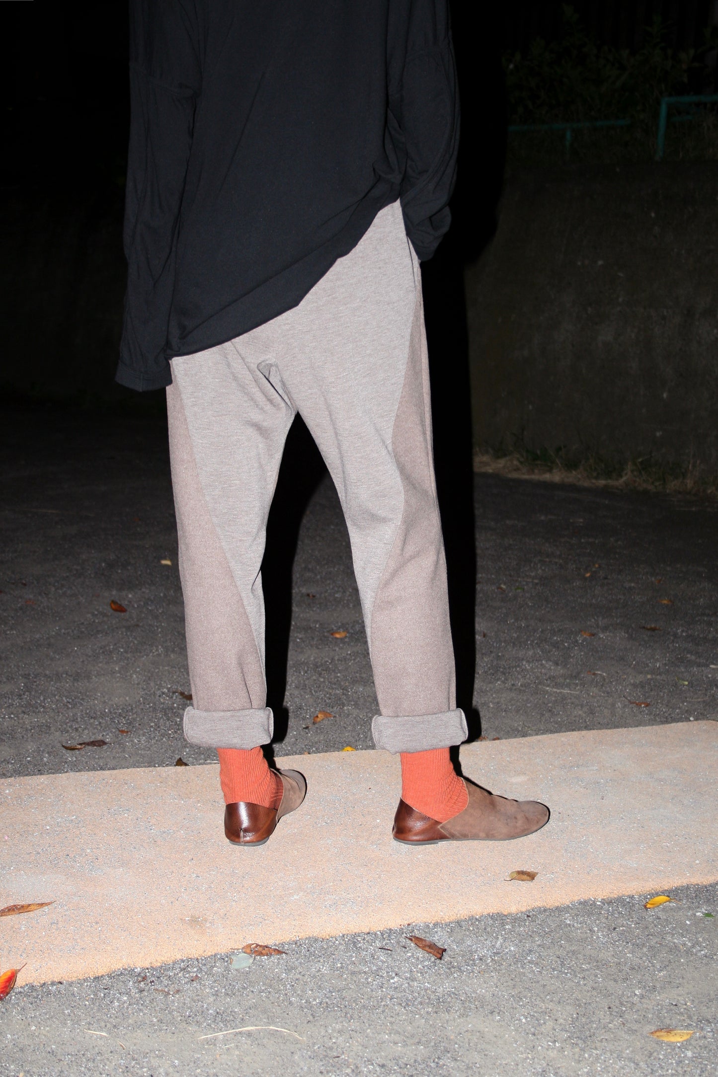VOAAOV HYBRID RELUX JERJEY PANTS - BROWN