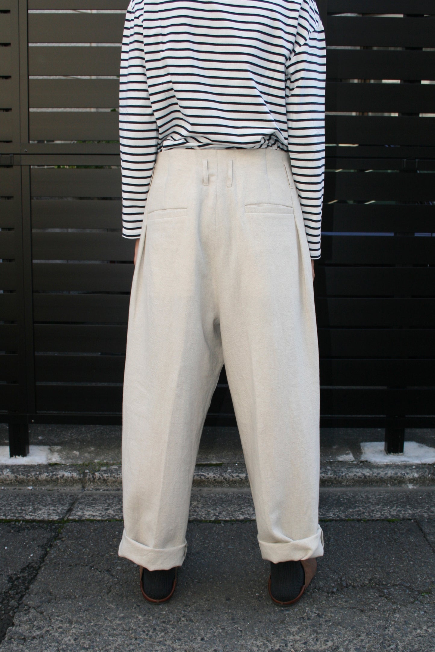 EDWINA HÖRL HOSE <3-FALTEN SCHÖN> - OFF WHITE
