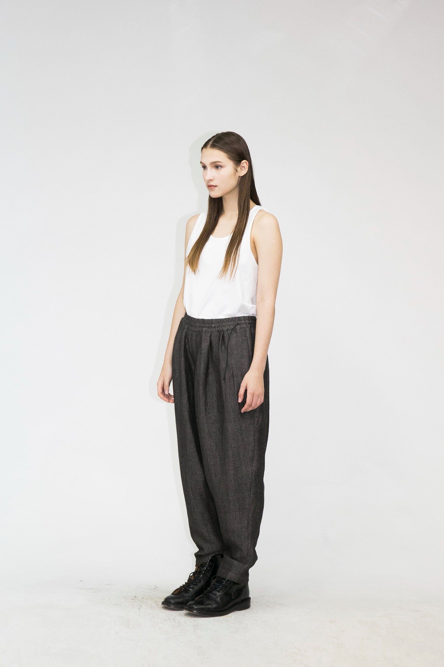 21AW, WM11-PT212113, MY BEAUTIFUL LANDLET WOOL LINEN PANTS - BEIGEmy beautiful landlet (マイビューティフルランドレット) を取扱う正規通販ストアTOYASIDO。