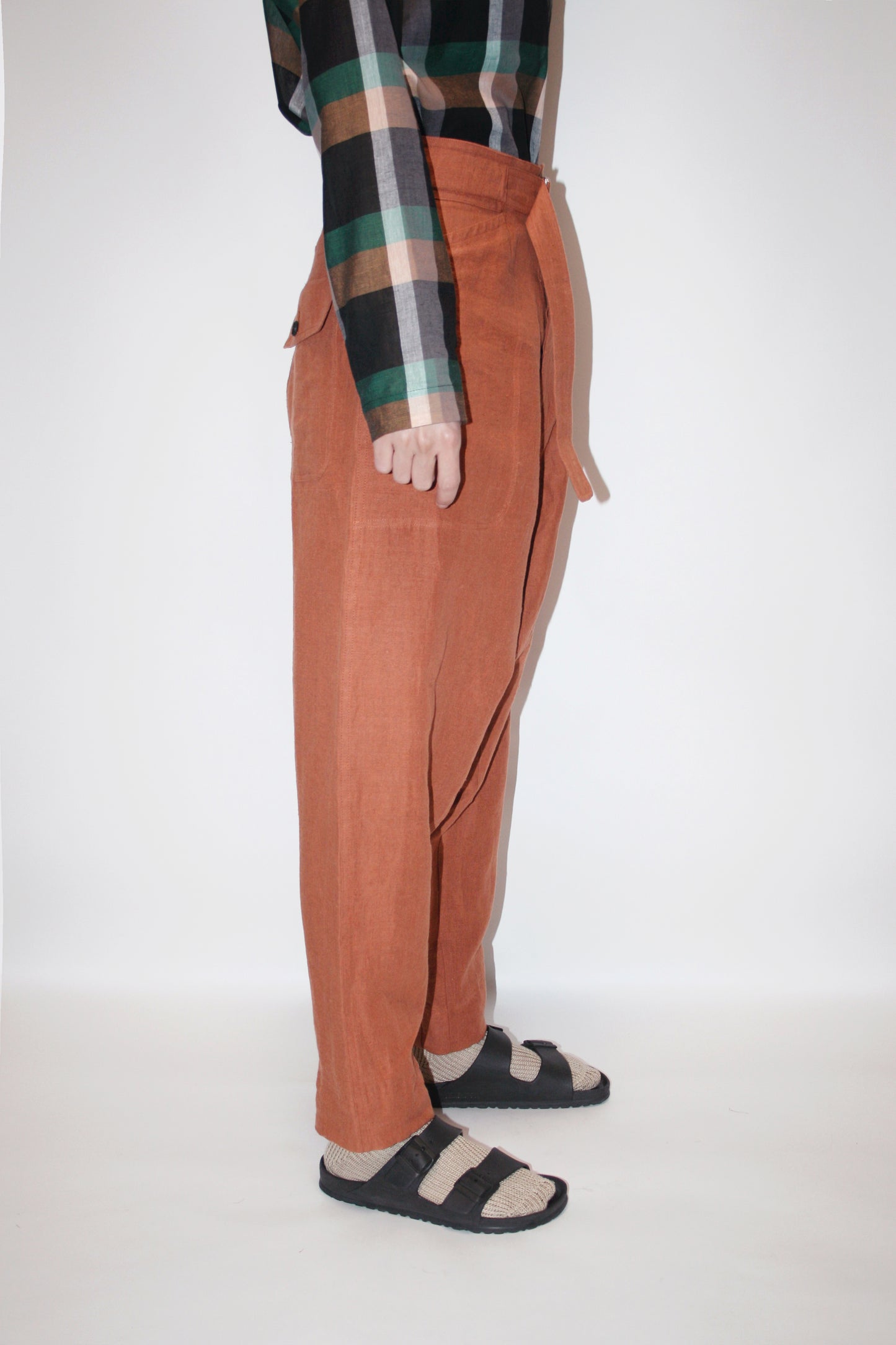 O PROJECT HEMP MELE CLOTH CHINO TROUSERS - RED BRICK